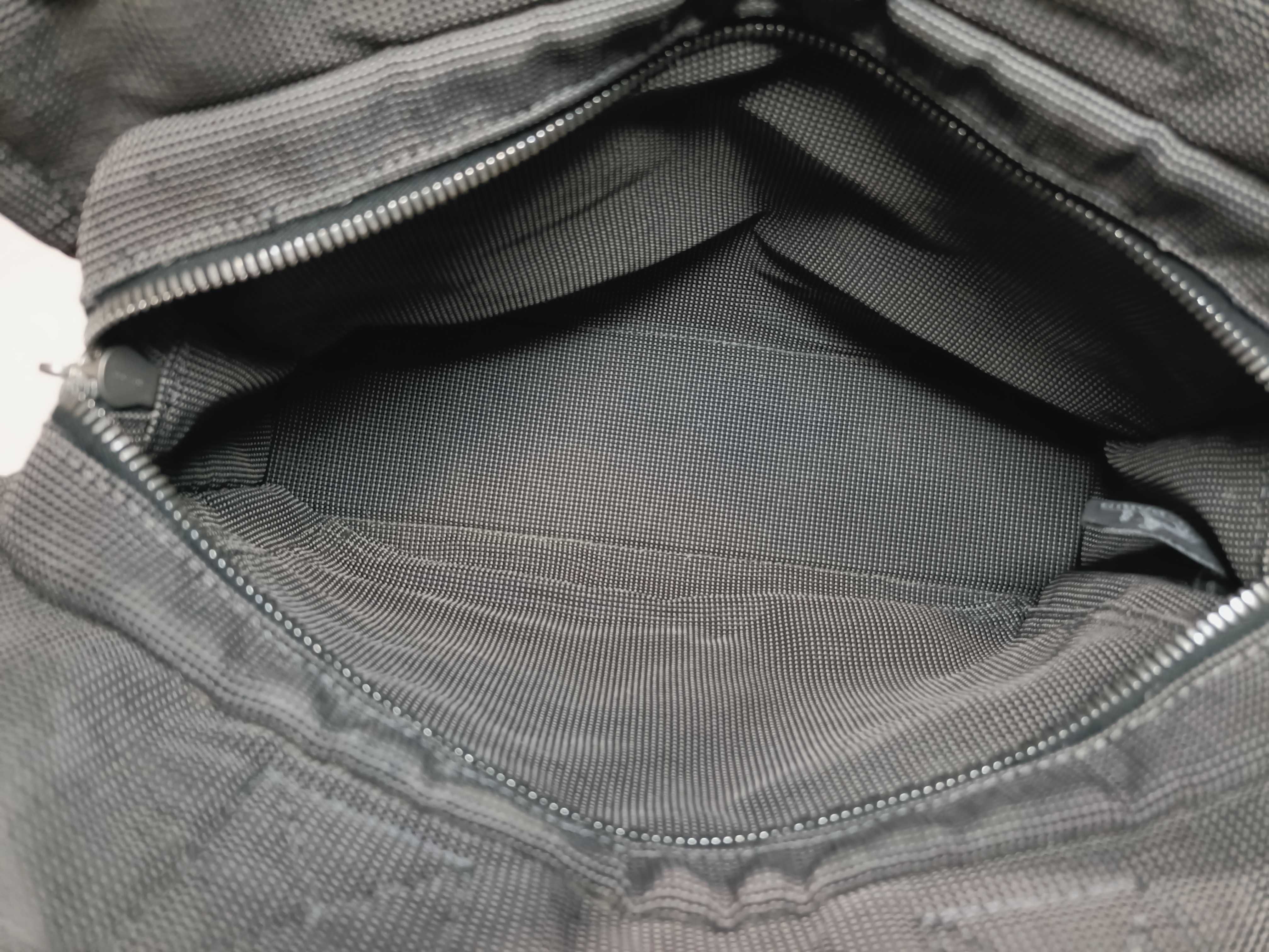 Herline Tote Bag PM Canvas Tote Bag — view 11
