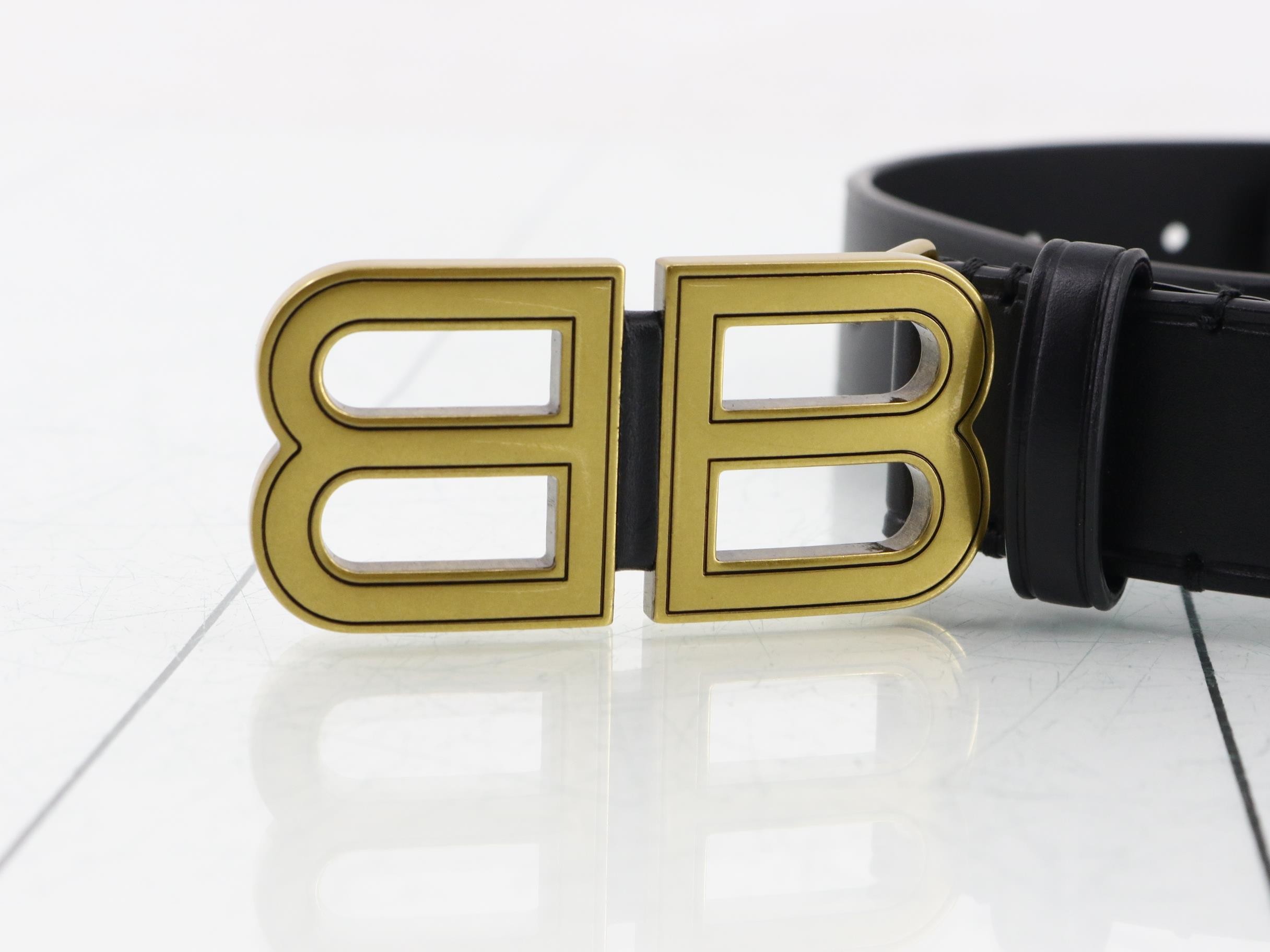 belt — view 3