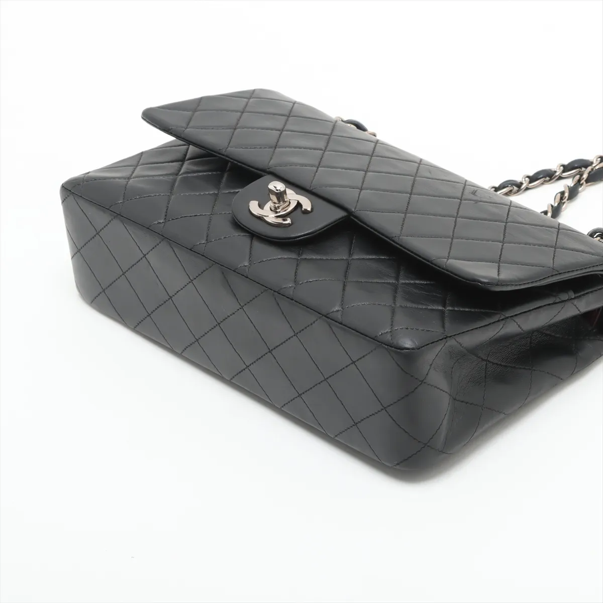 Matelasse 25 Lambskin Double Flap Double Chain Bag Black Silver Hardware 6171336 Series 6 A01112 — view 3