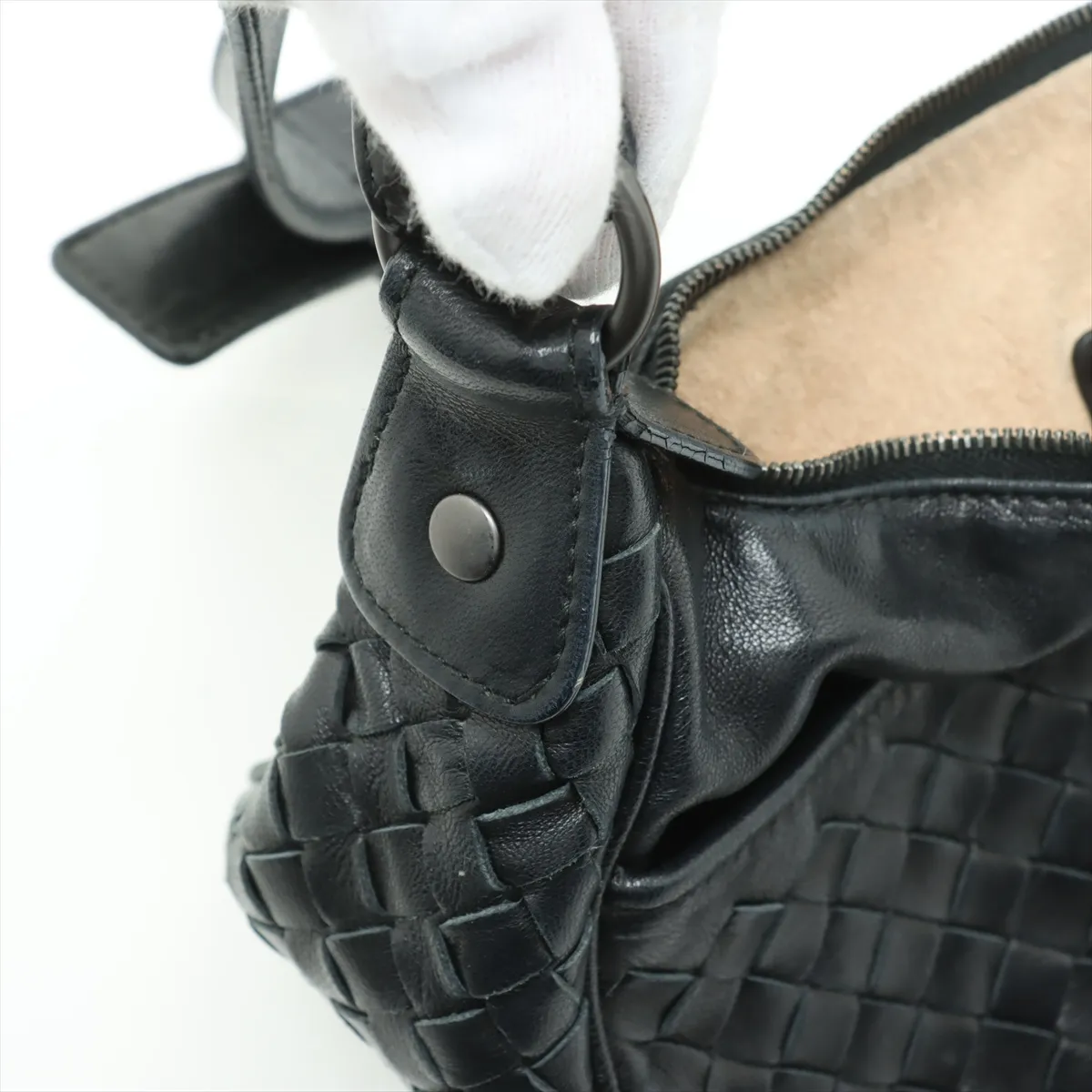 Intrecciato Leather Shoulder Bag Black 143276 — view 9