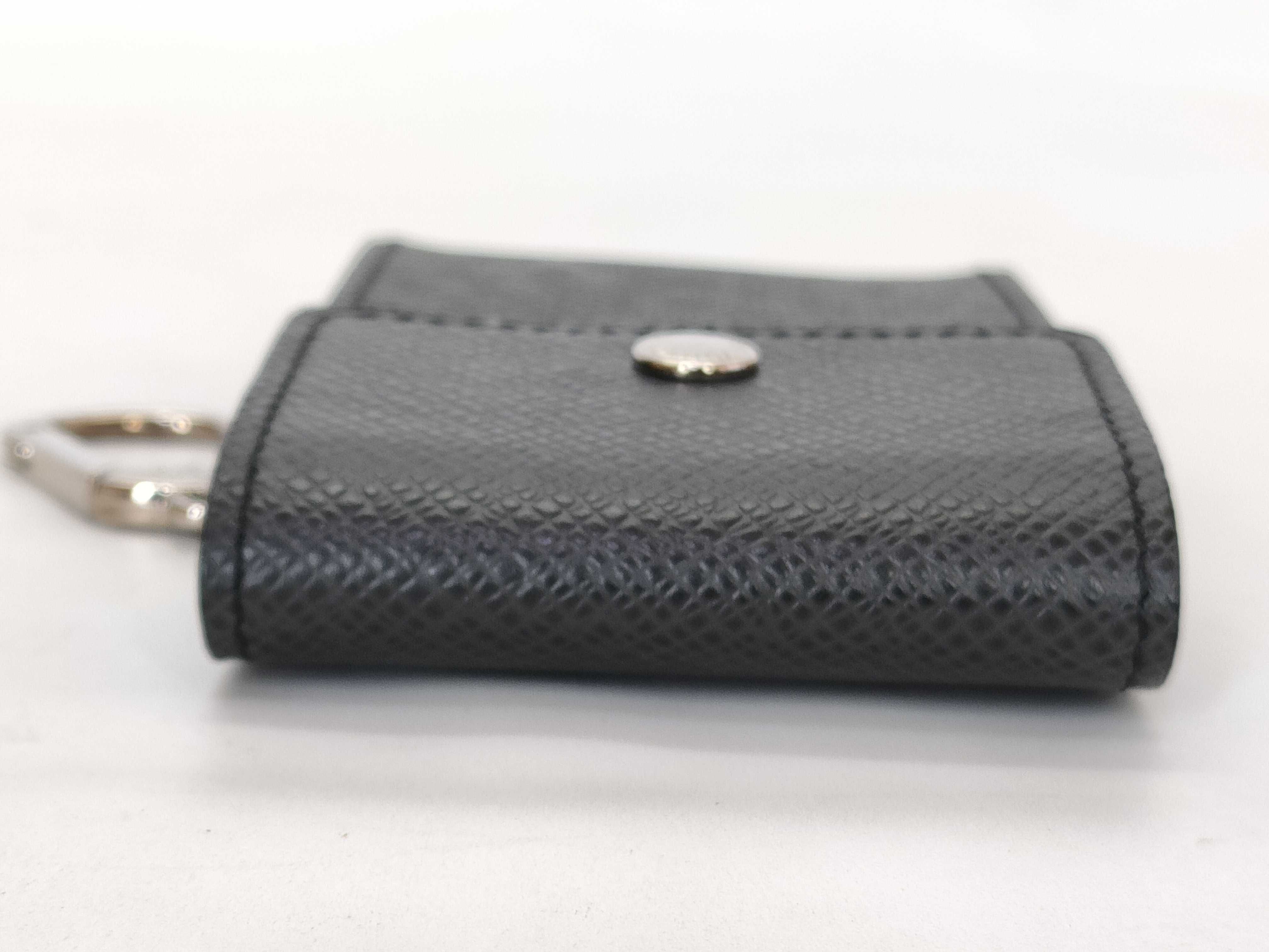 Taiga Porte Clés Badge M30562 Key Case — view 6