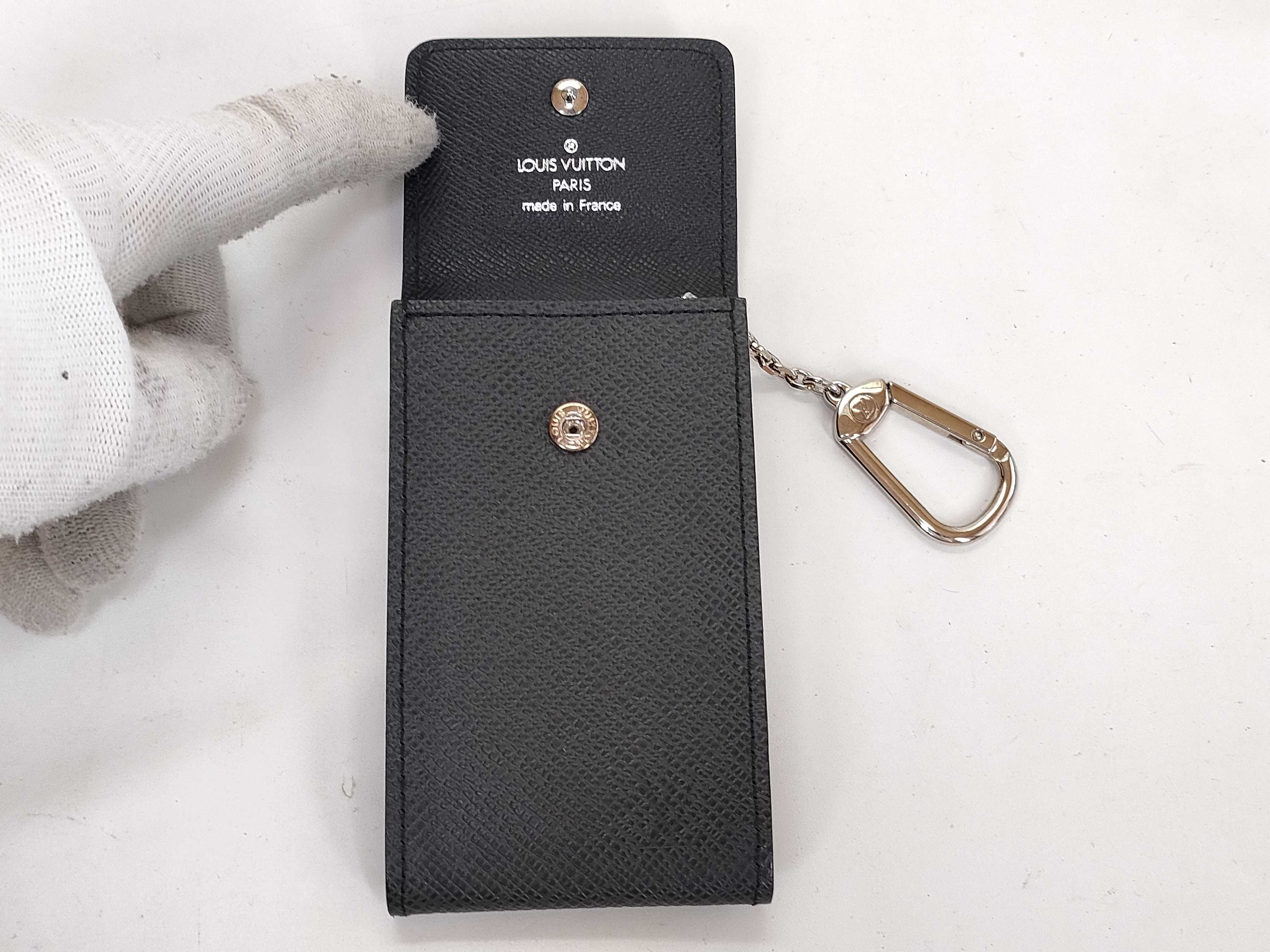 Taiga Porte Clés Badge M30562 Key Case — view 8