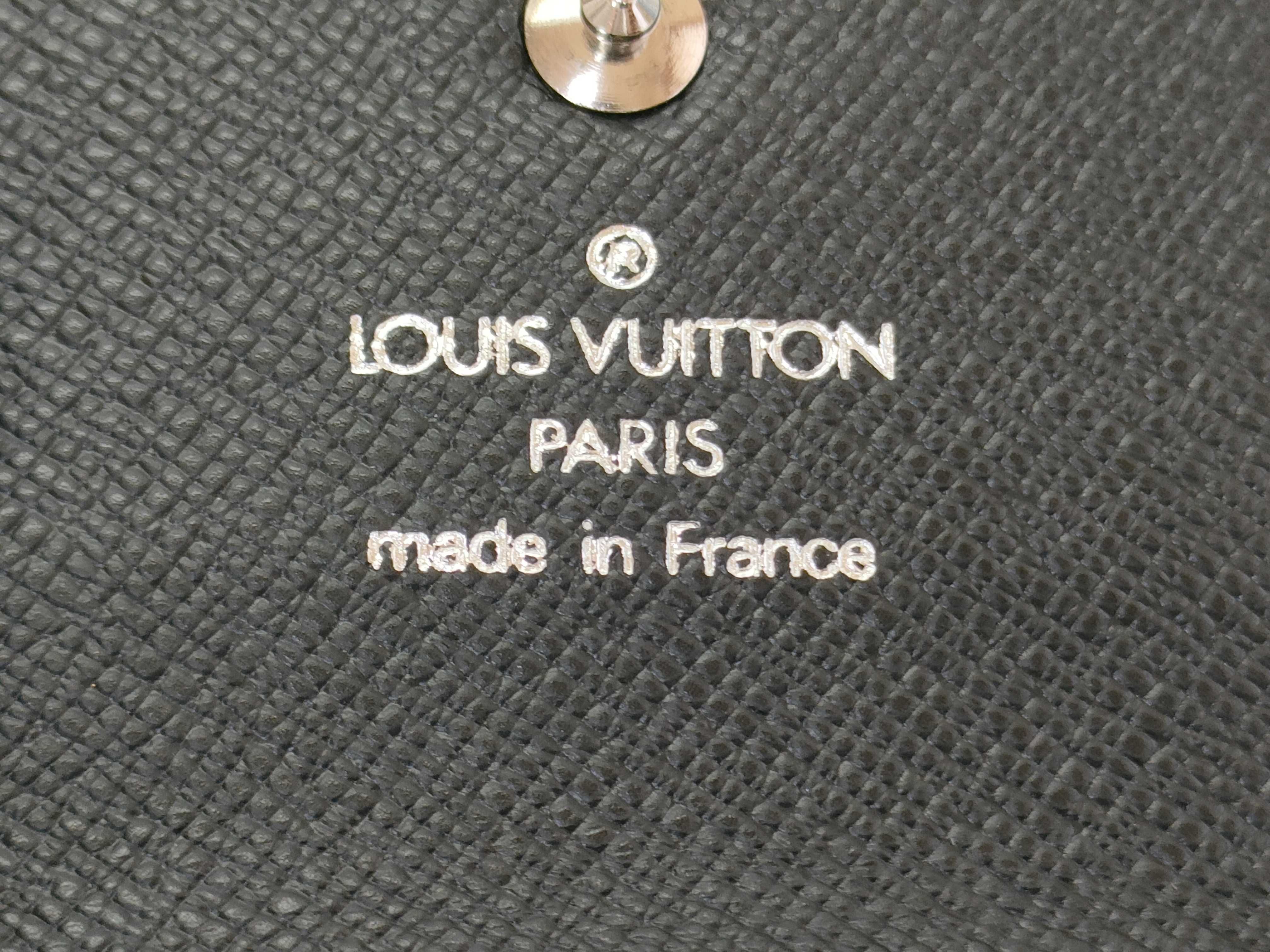 Taiga Porte Clés Badge M30562 Key Case — view 9
