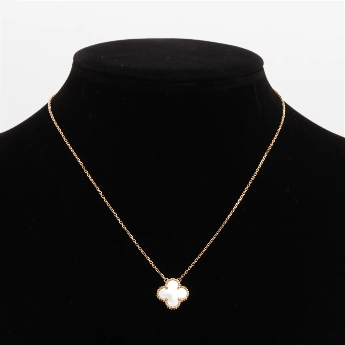 Vintage Alhambra Shell Necklace, 750 (Yellow Gold), 5.1g, JA624797. Shell shows — view 5