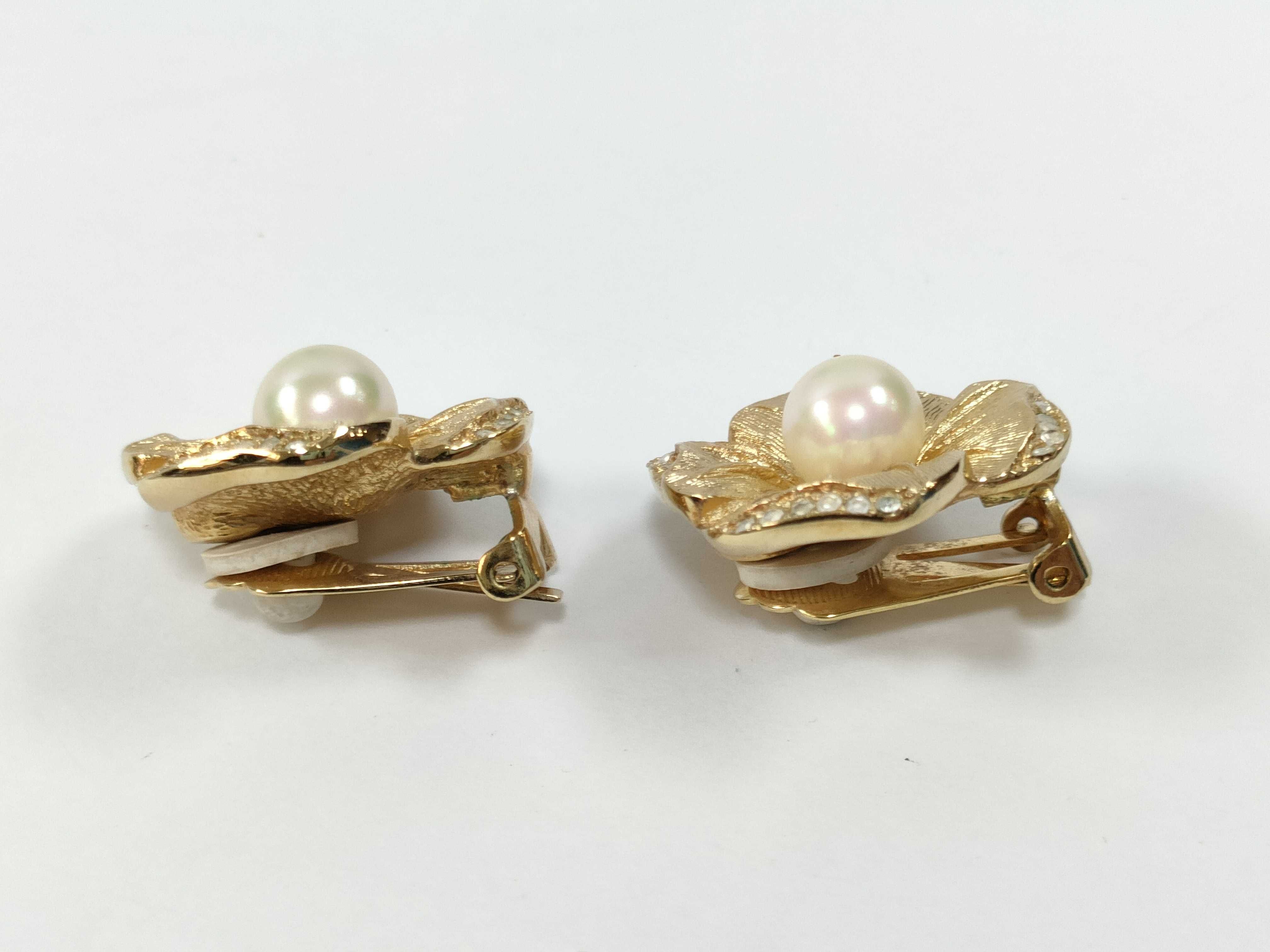 Pearl Flower Rhinestone Gold Earrings — view 3