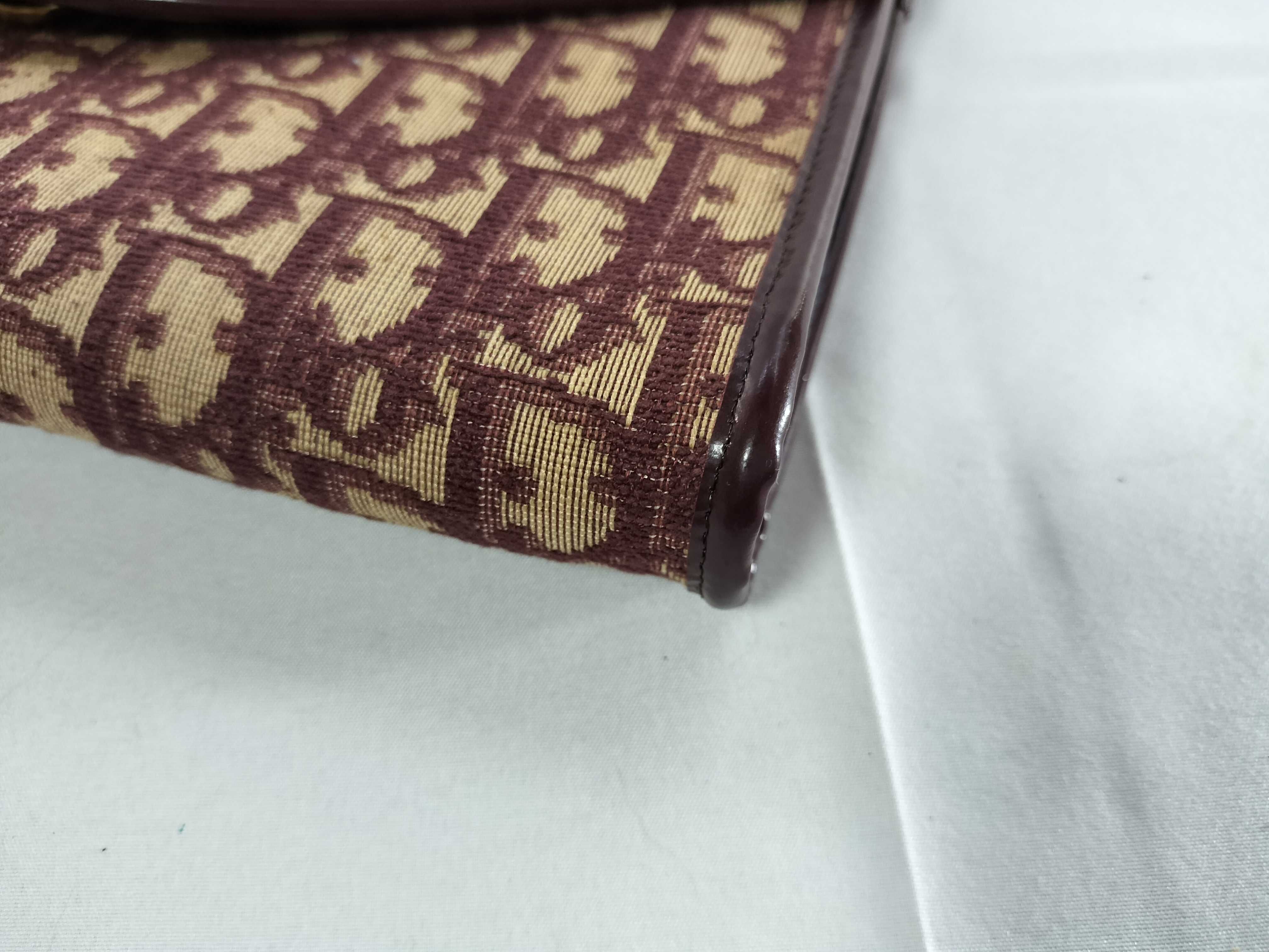 Trotter Chain Shoulder Bag — view 6