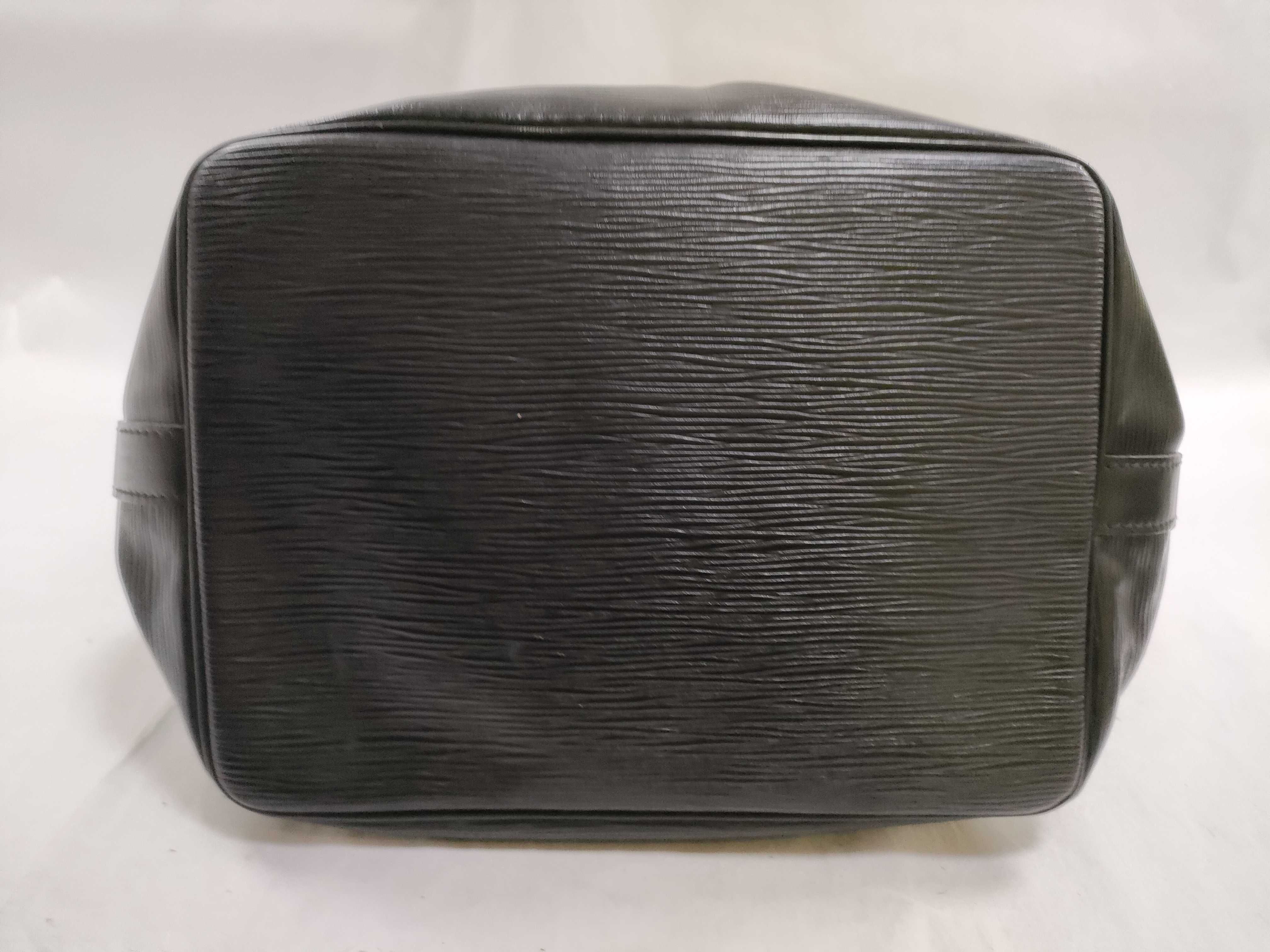 Epi Noe Shoulder Bag — view 7