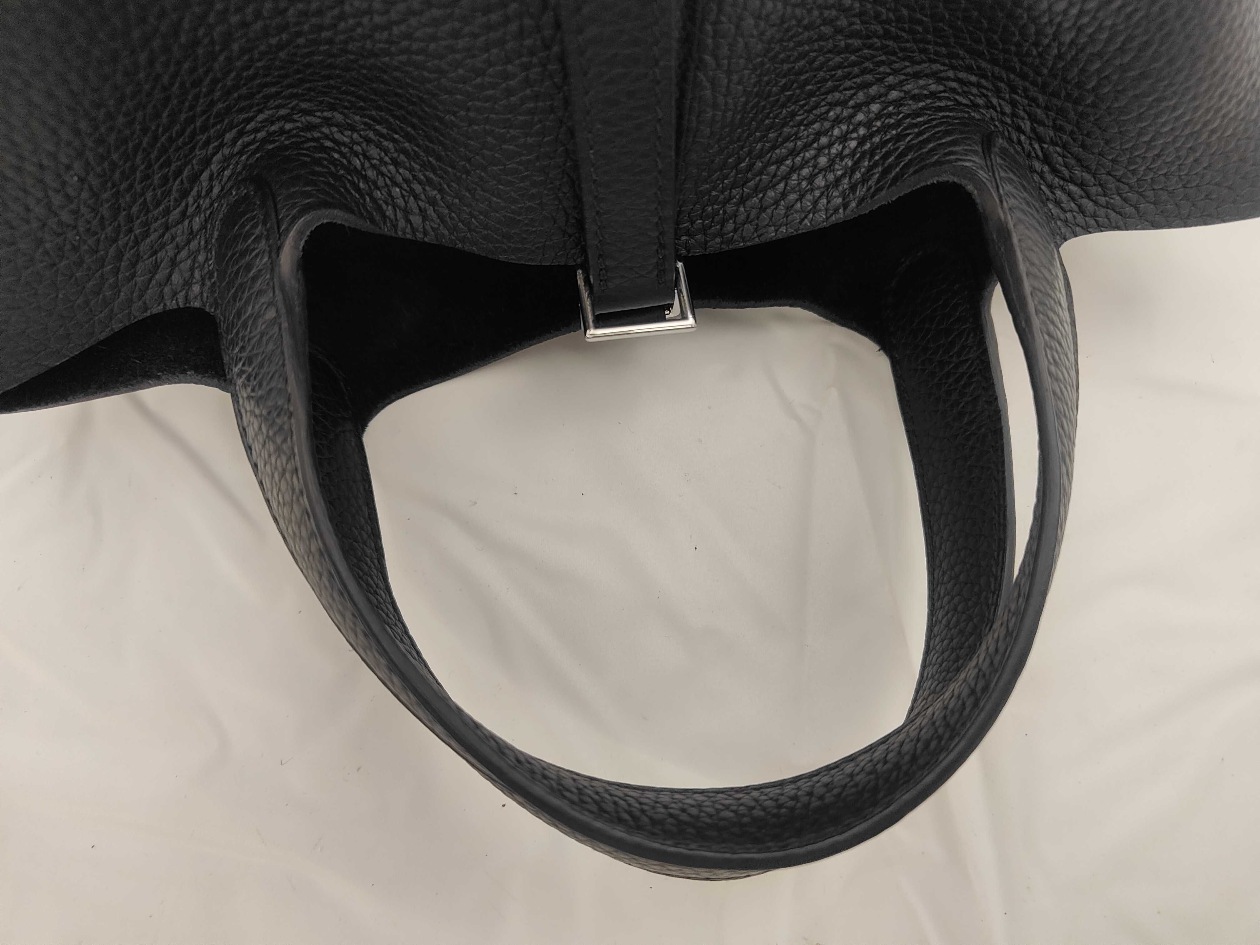 Picotin Lock PM Black P Hardware K Stamp Handbag — view 3