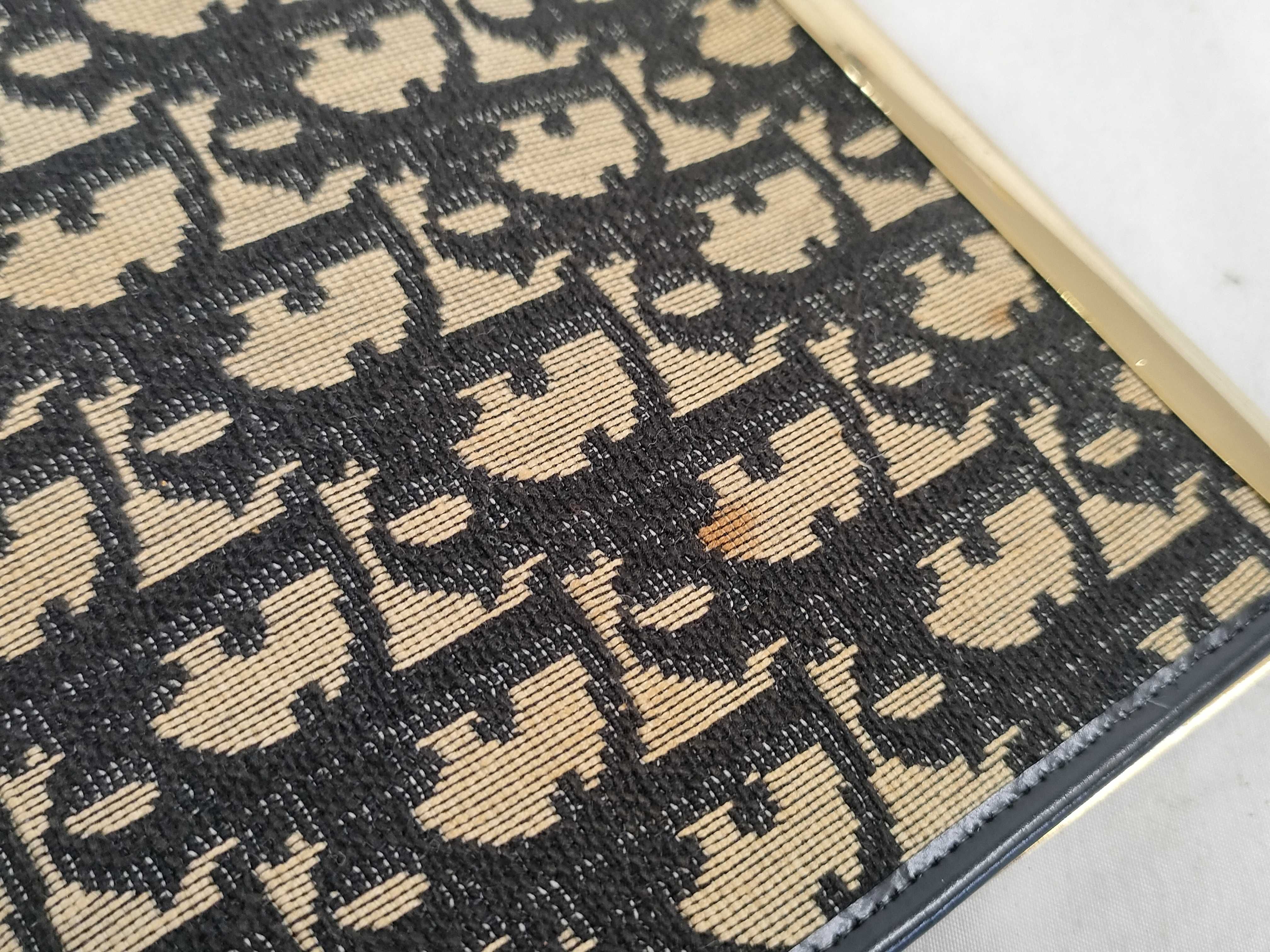 Trotter Clutch Bag — view 9