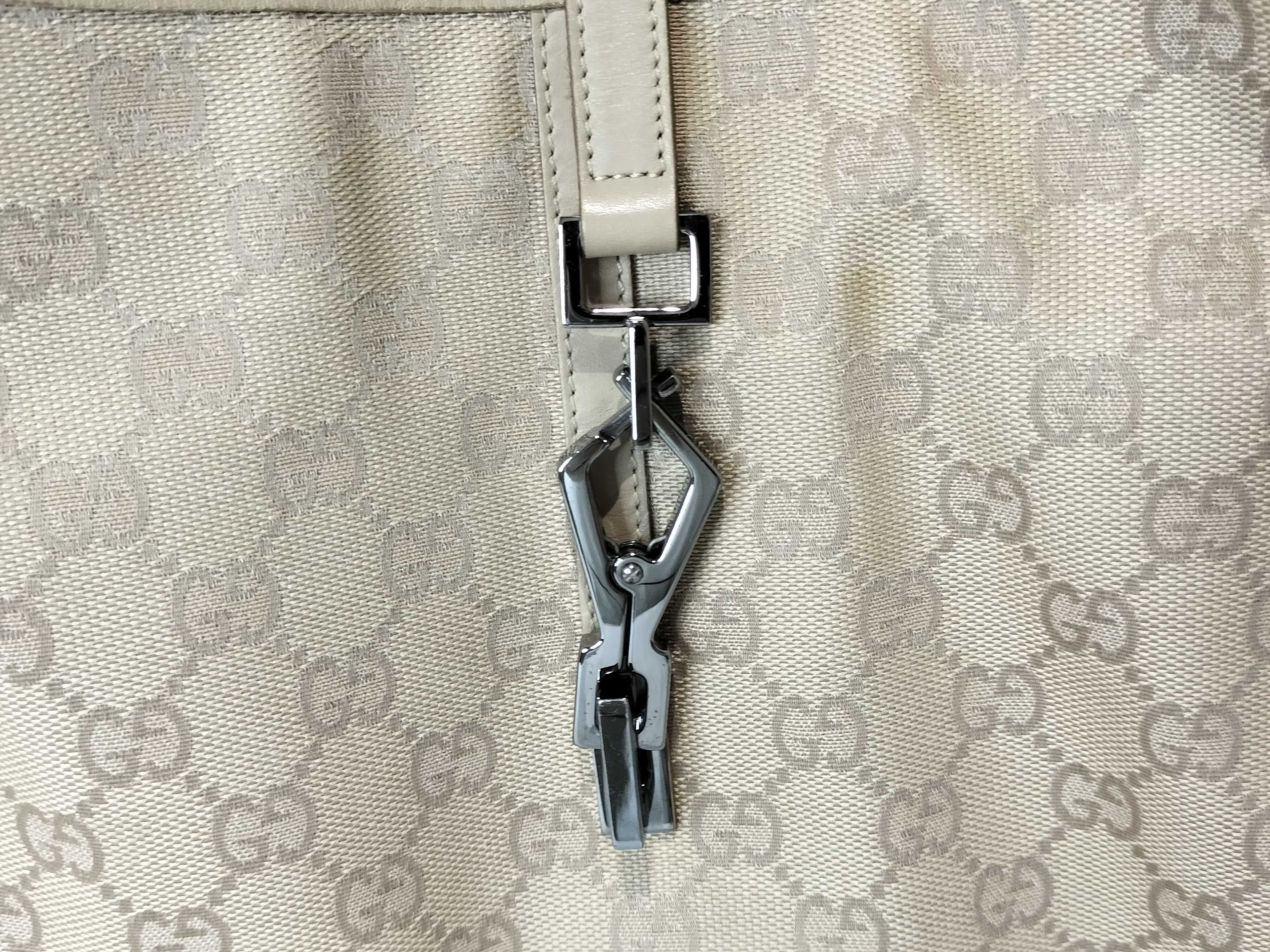 GG Canvas 28628 Jackie One-Shoulder Bag — view 2