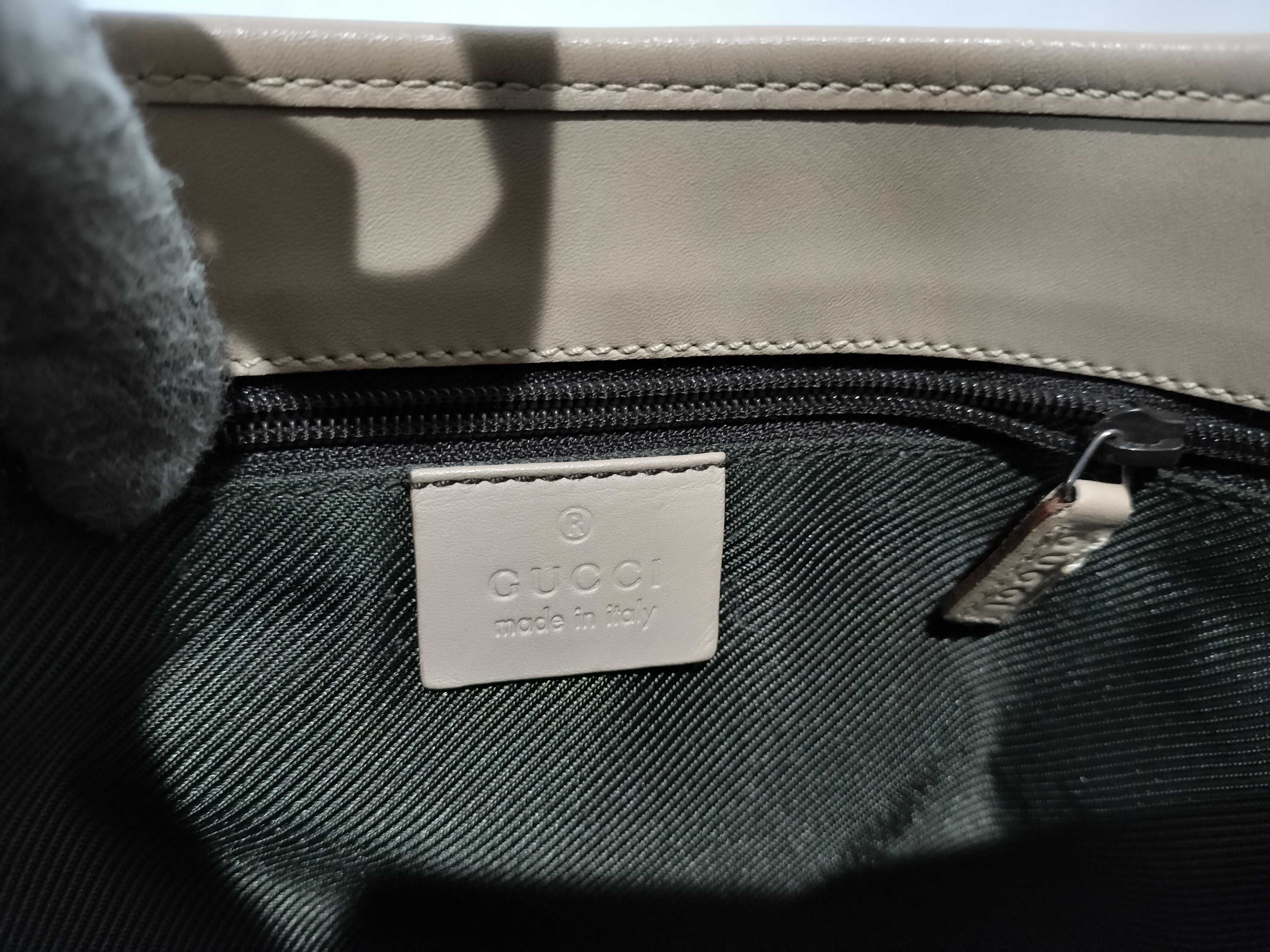 GG Canvas 28628 Jackie One-Shoulder Bag — view 11