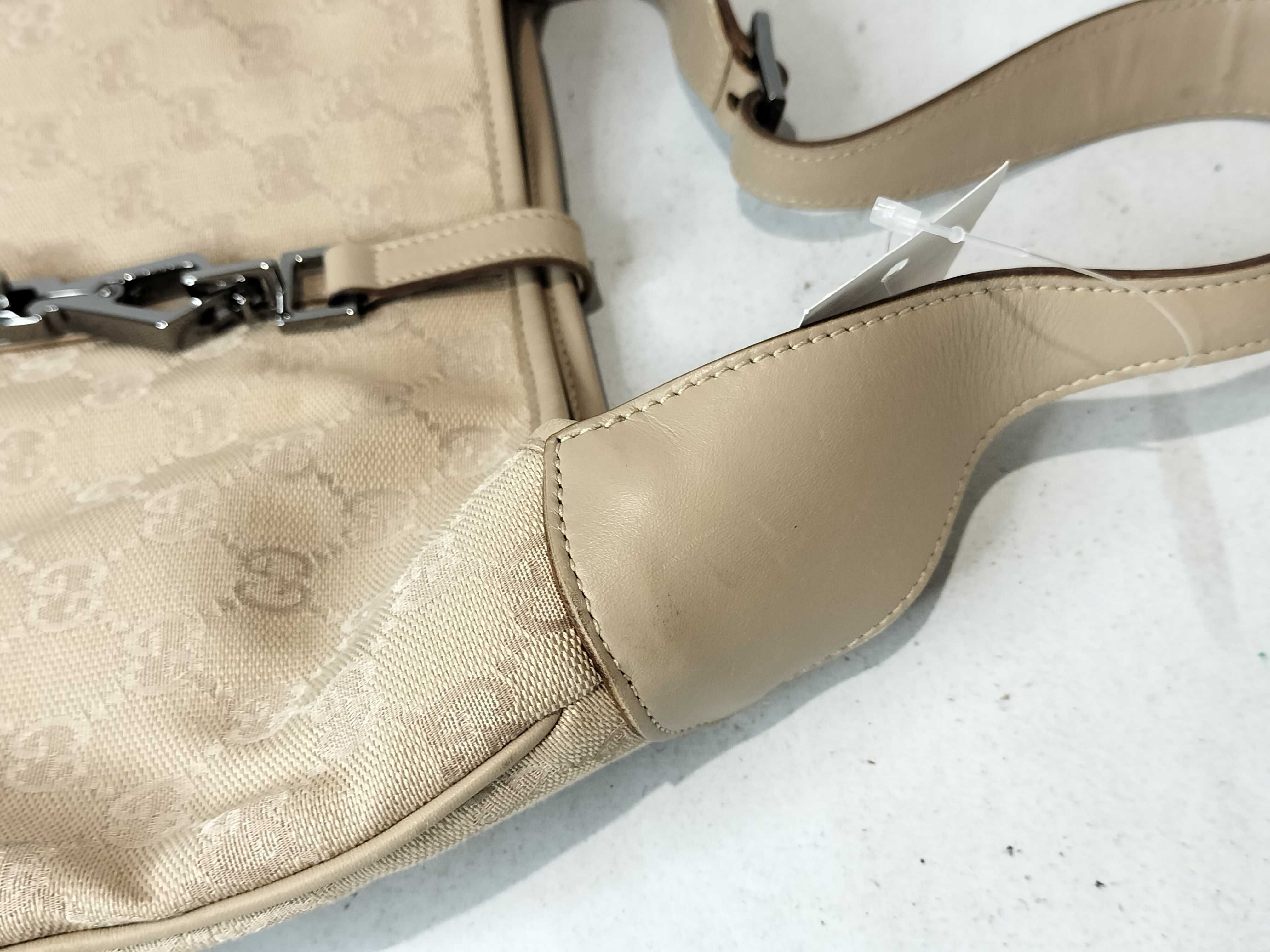 GG Canvas 28628 Jackie One-Shoulder Bag — view 6