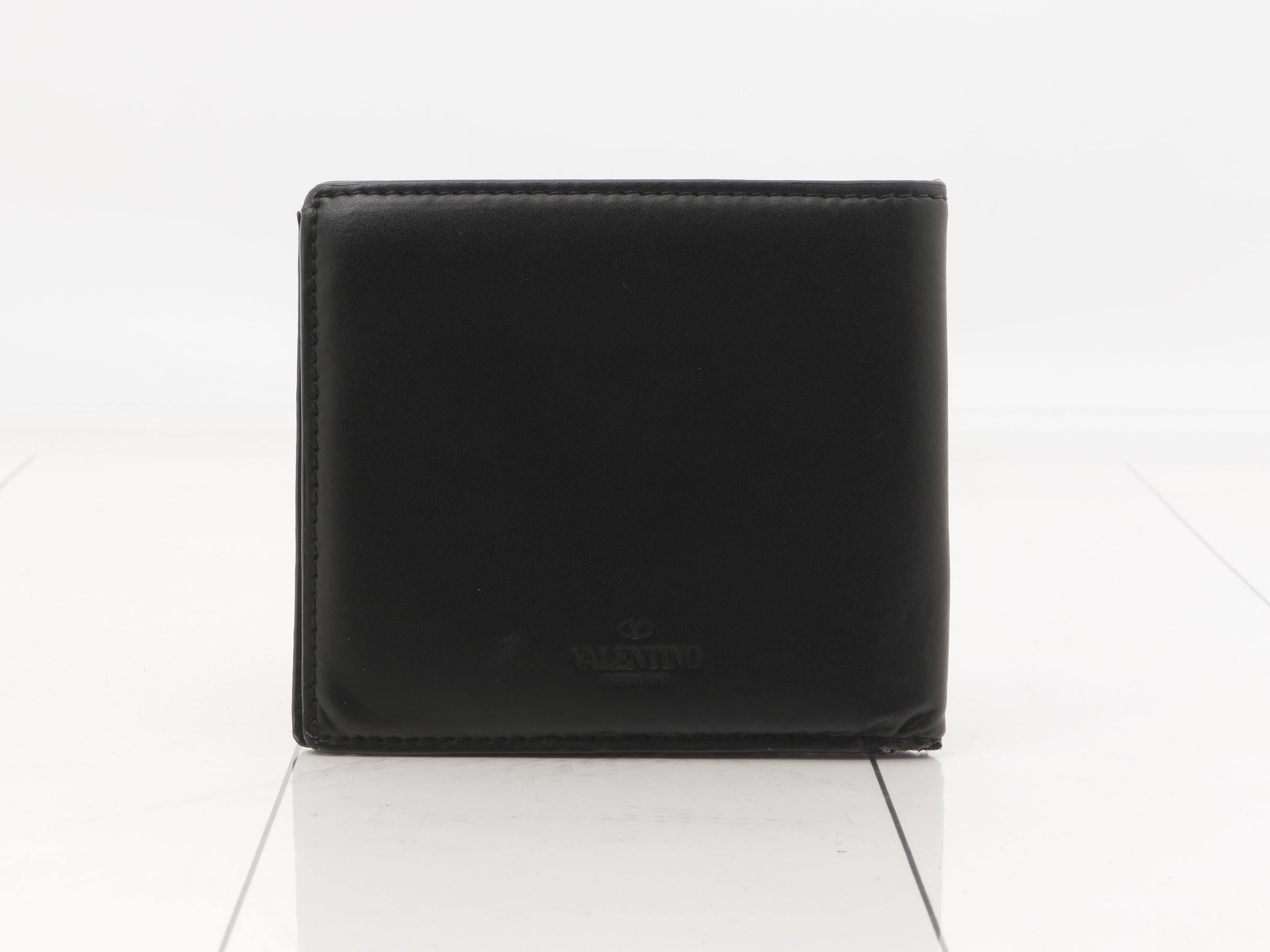 Other lines: Bags and Wallets — view 2