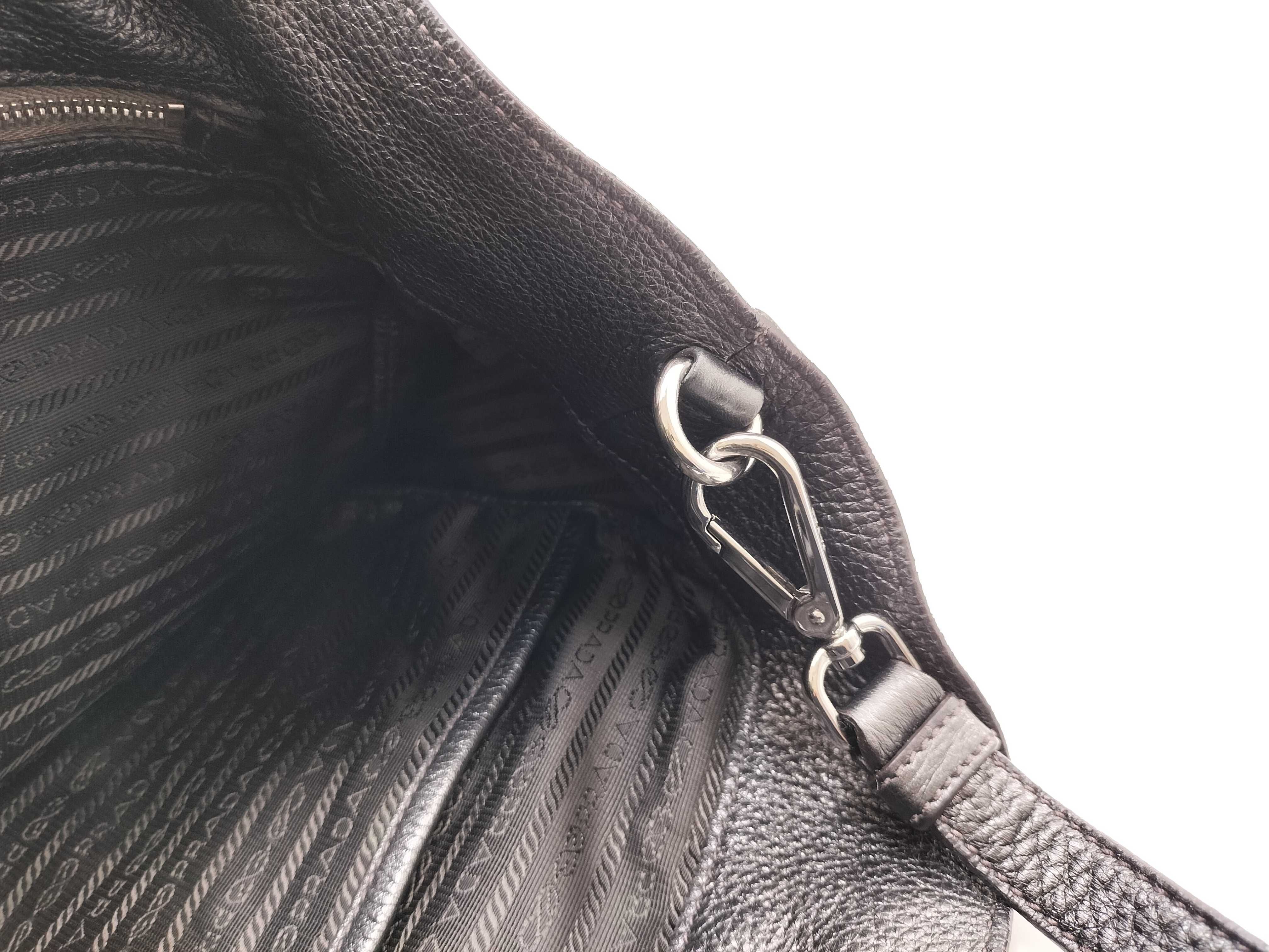 Vuttero Daino Leather Tote Bag Shoulder Bag Serial Tote Bag — view 12