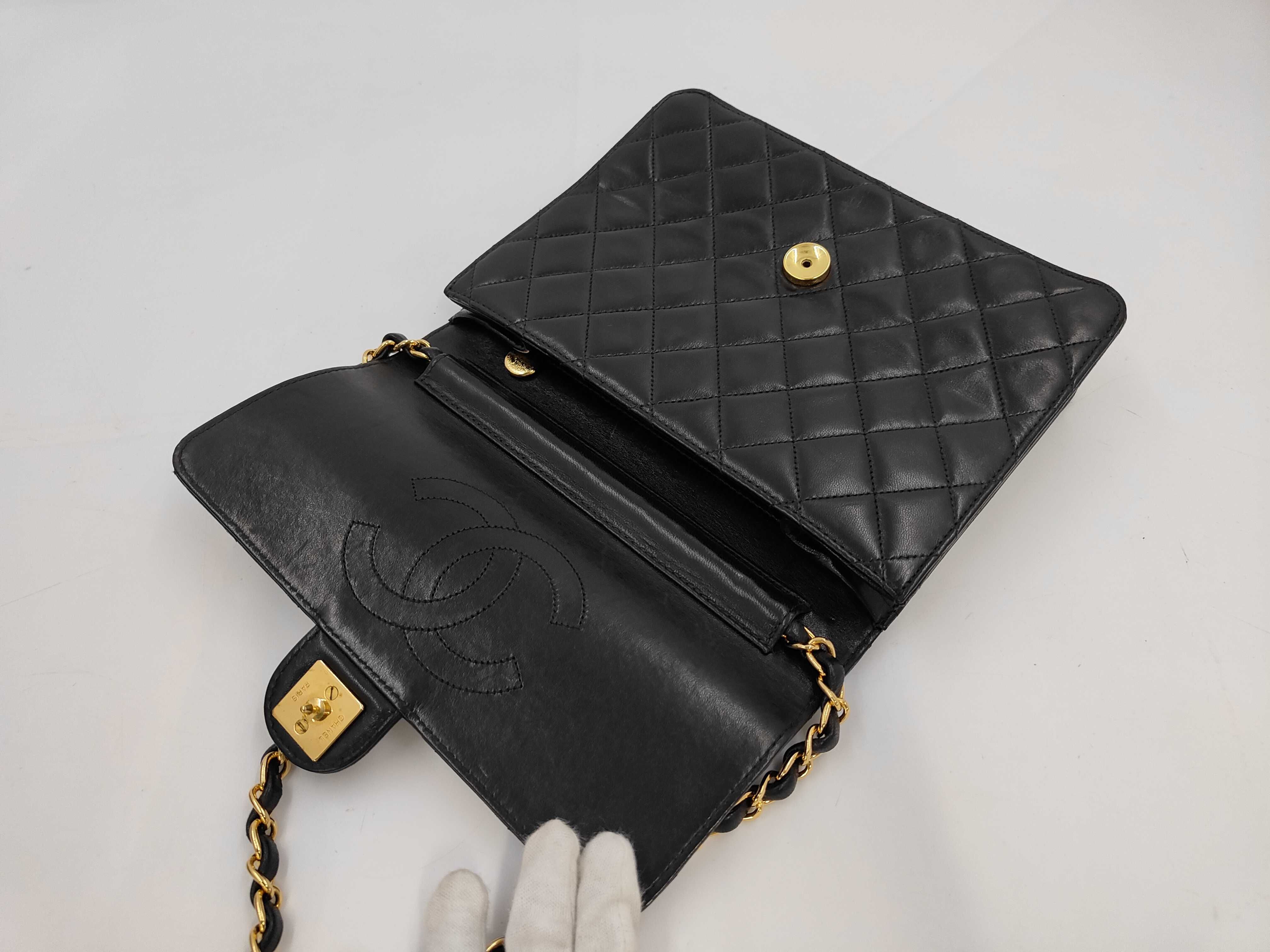 Matelassé Shoulder Bag, Black — view 7
