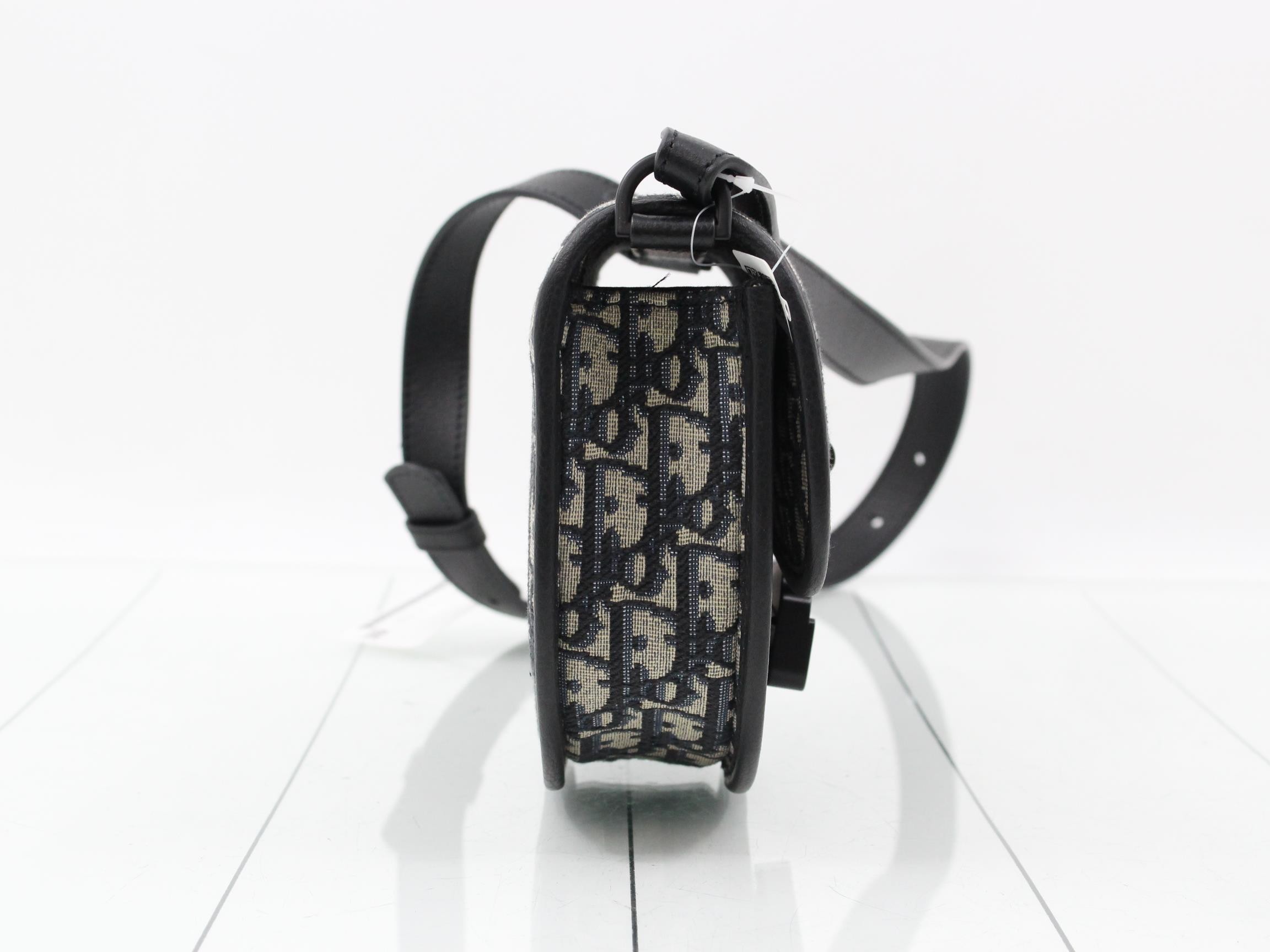 Shoulder bag — view 4