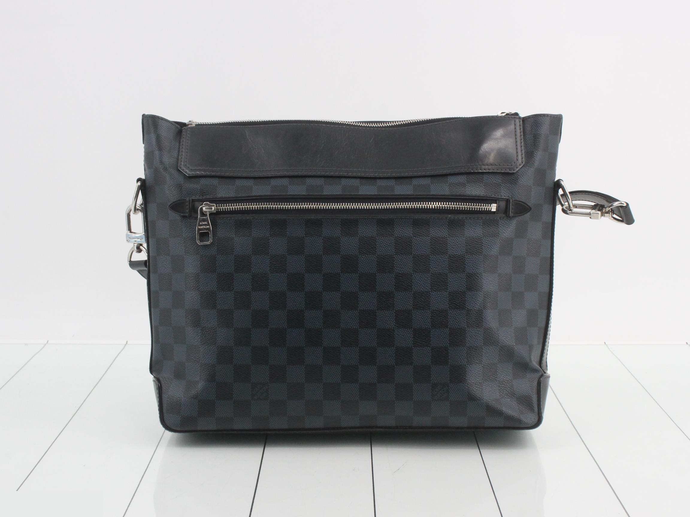 Cobalt Messenger Greenwich Damier Graphite Shoulder Bag — view 2