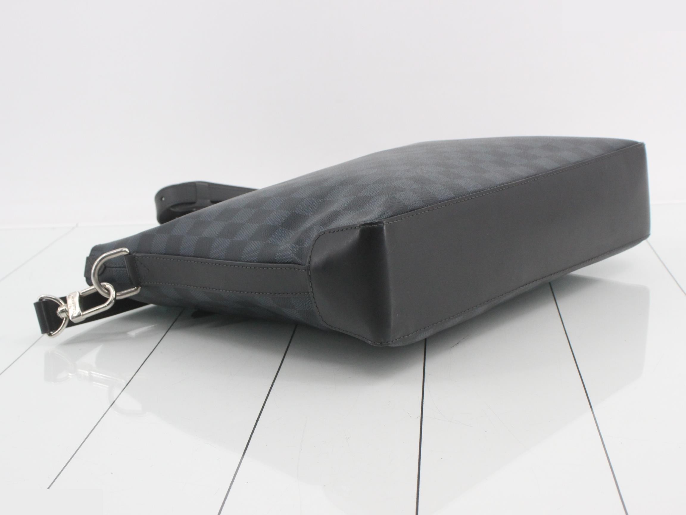 Cobalt Messenger Greenwich Damier Graphite Shoulder Bag — view 5