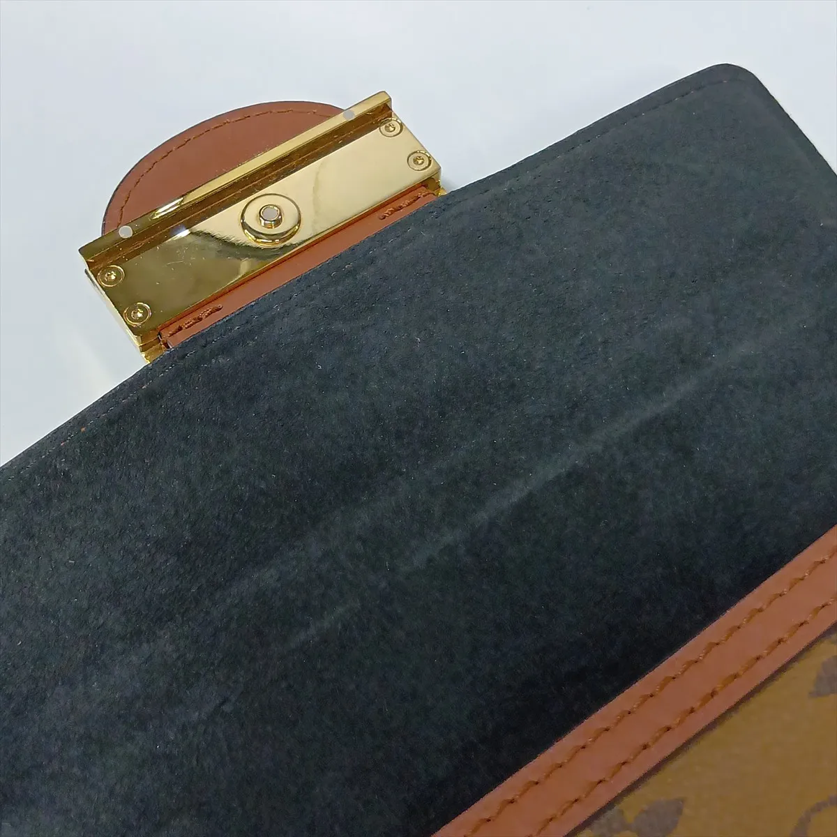Monogram Reverse Portefeuille Dauphine M68746 SP0240 Brown — view 13