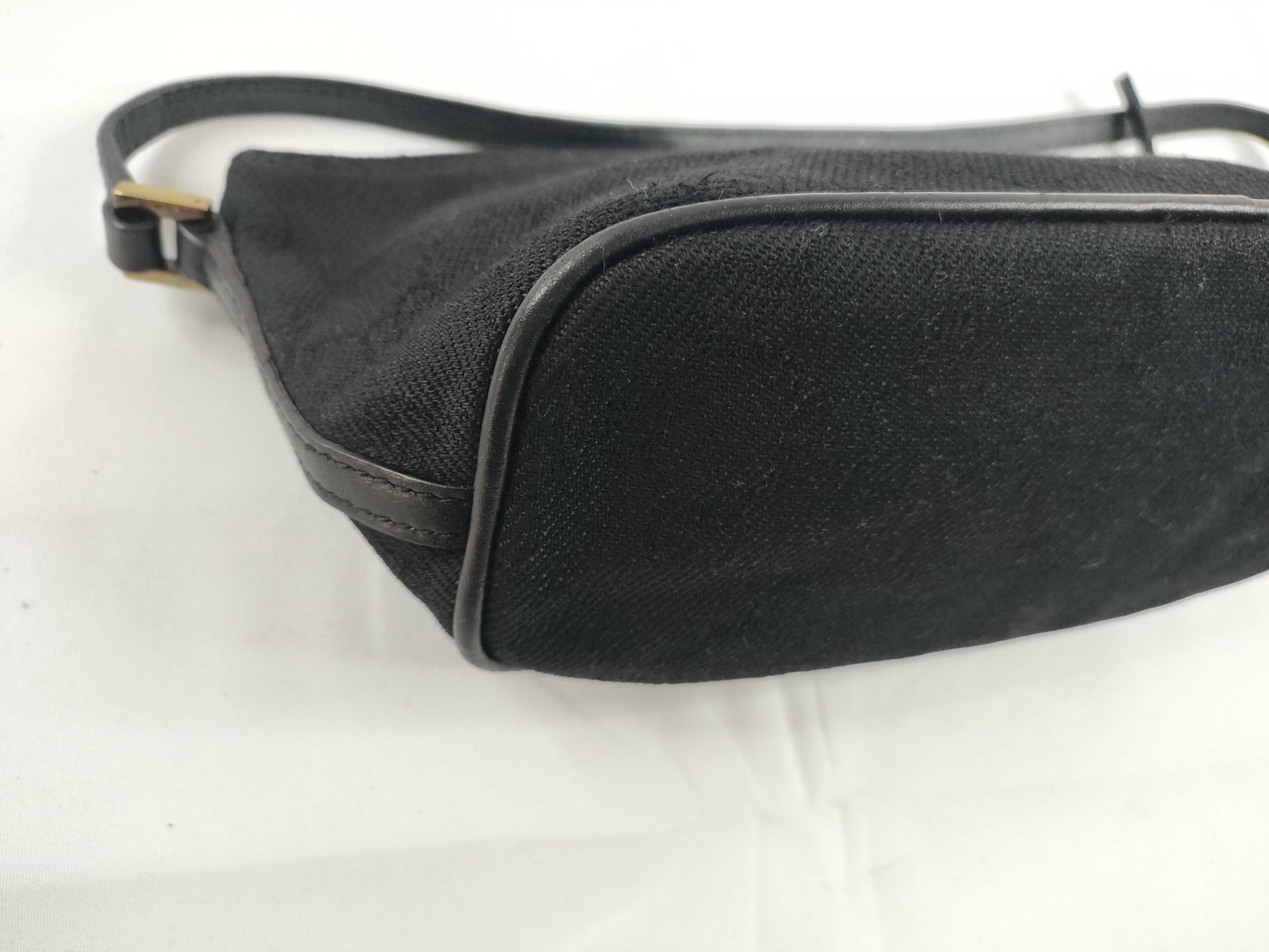 accessory pouch — view 3