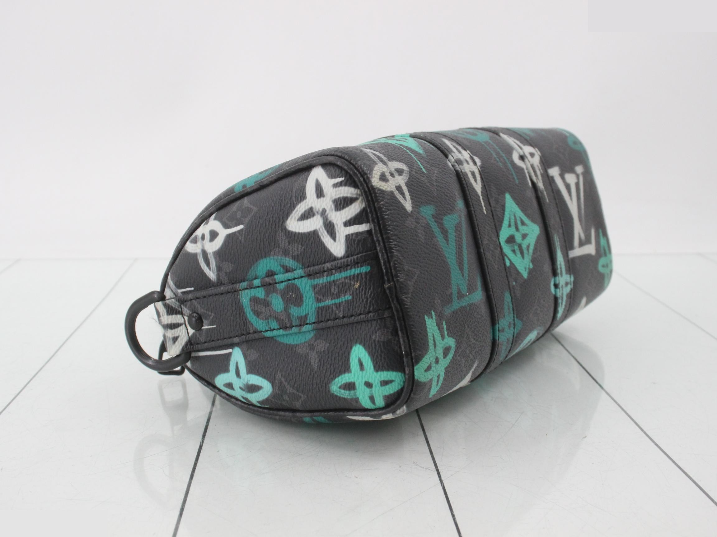 Monogram Graffiti Vert Keepall Bandoulière 25 IC Chip — view 5
