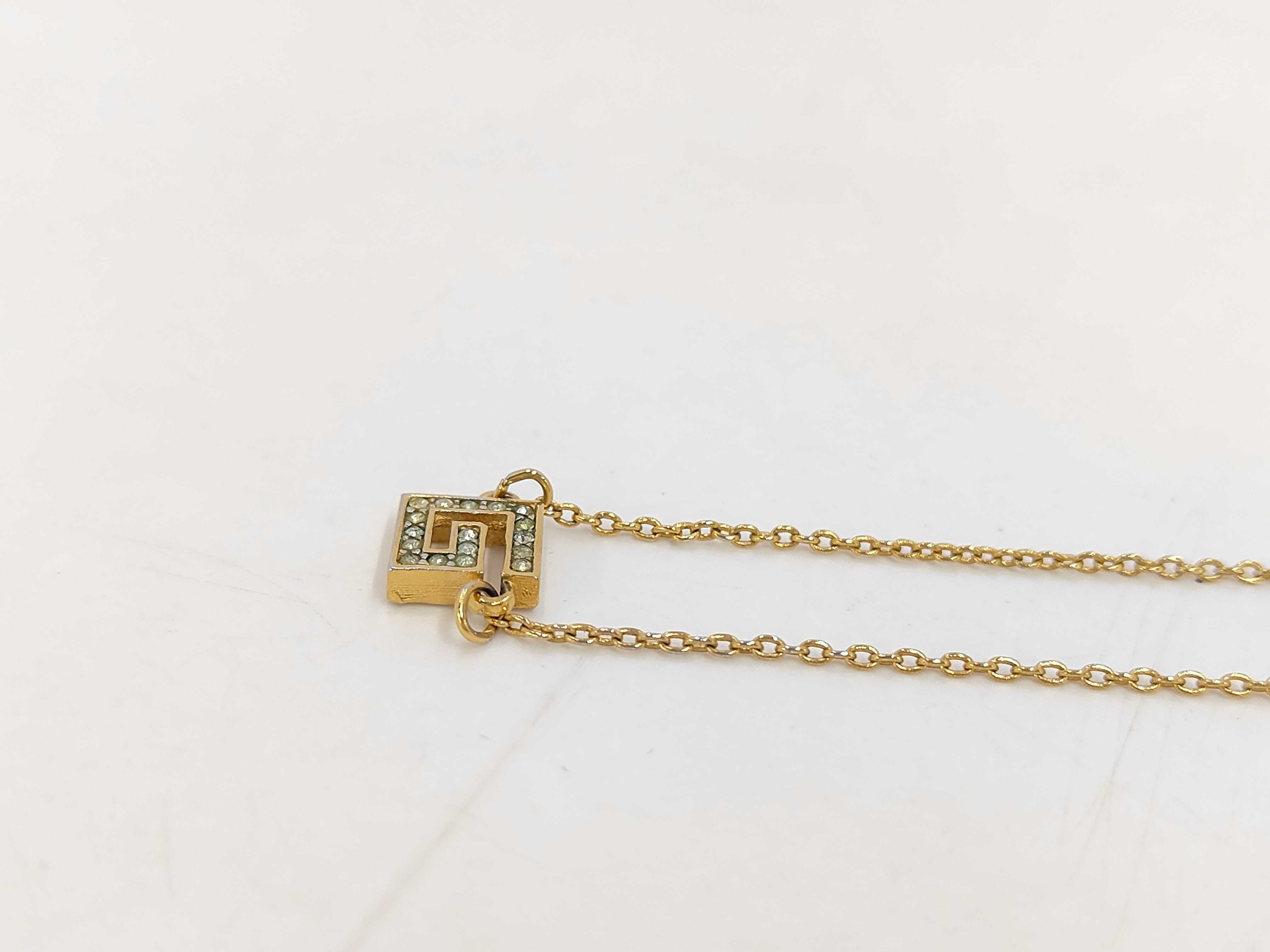 Necklace — view 2