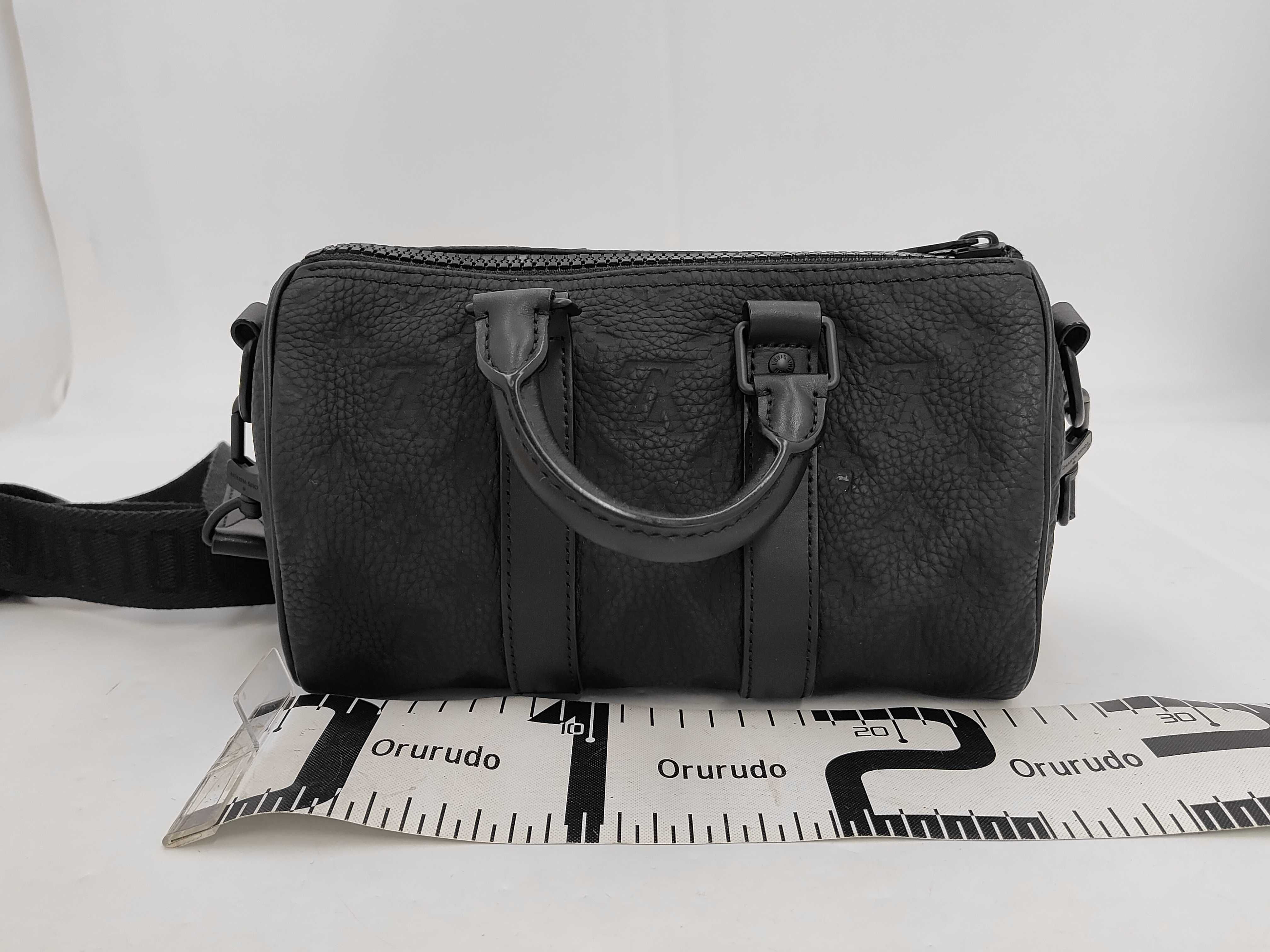 Monogram Empreinte Keepall Bandoulière 25 M20900 Handbag — view 2