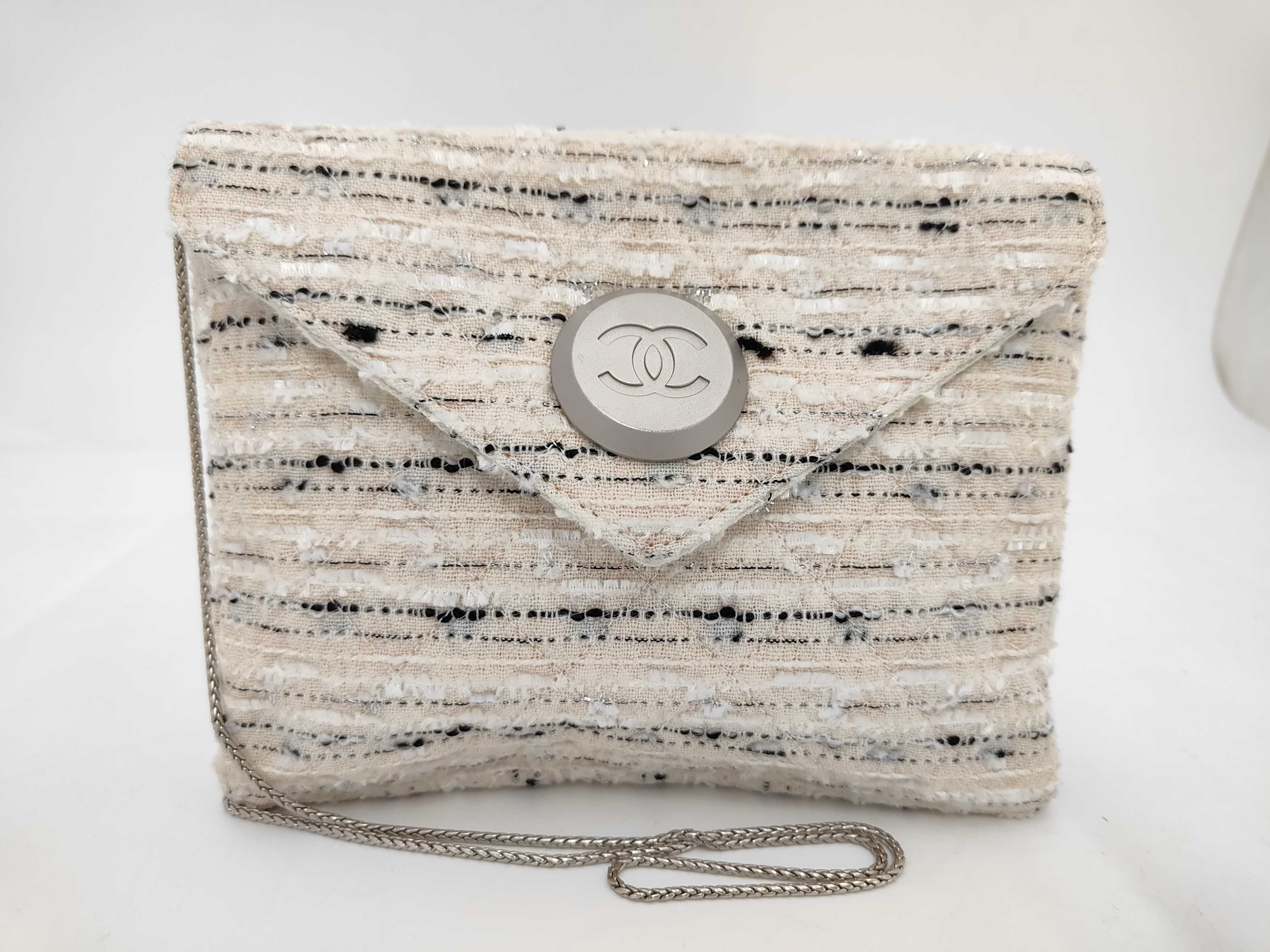 Tweed Chain Shoulder Bag (Series 5)