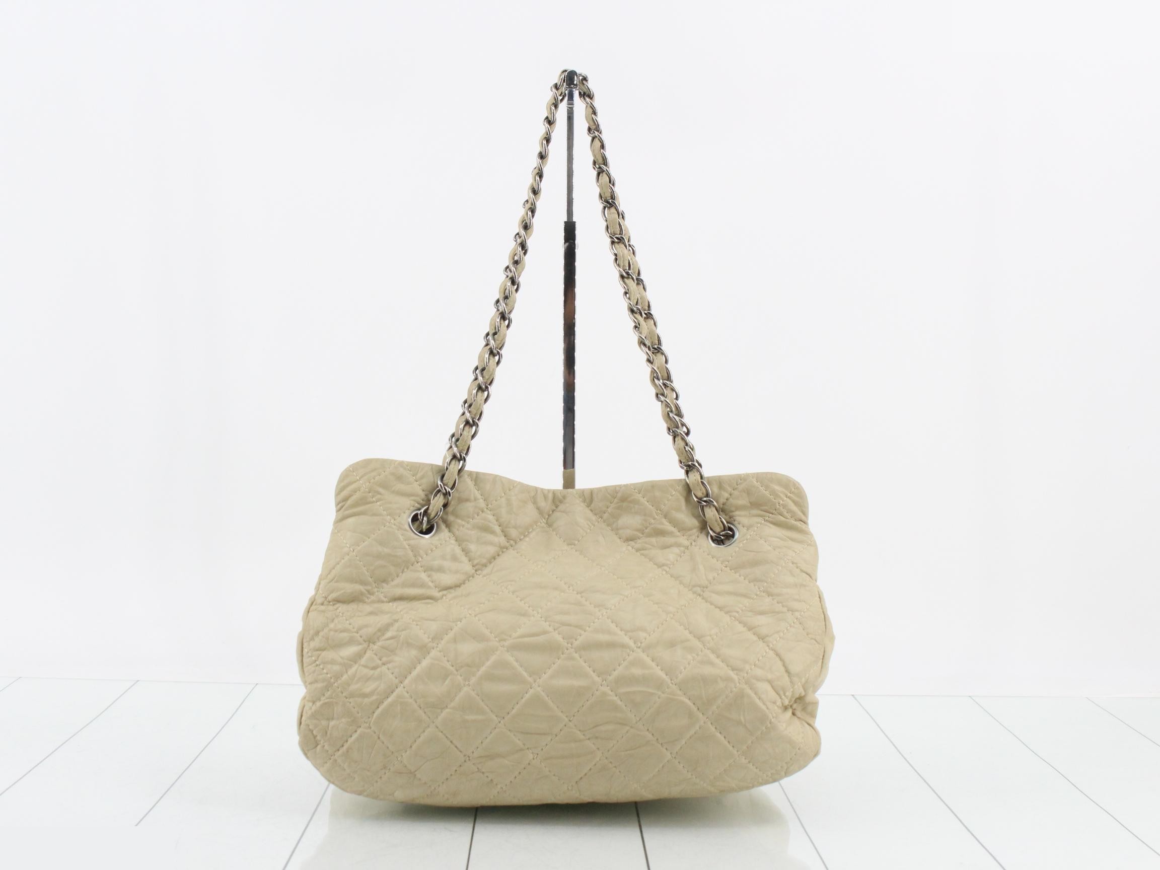 Matelassé (bag) — view 2