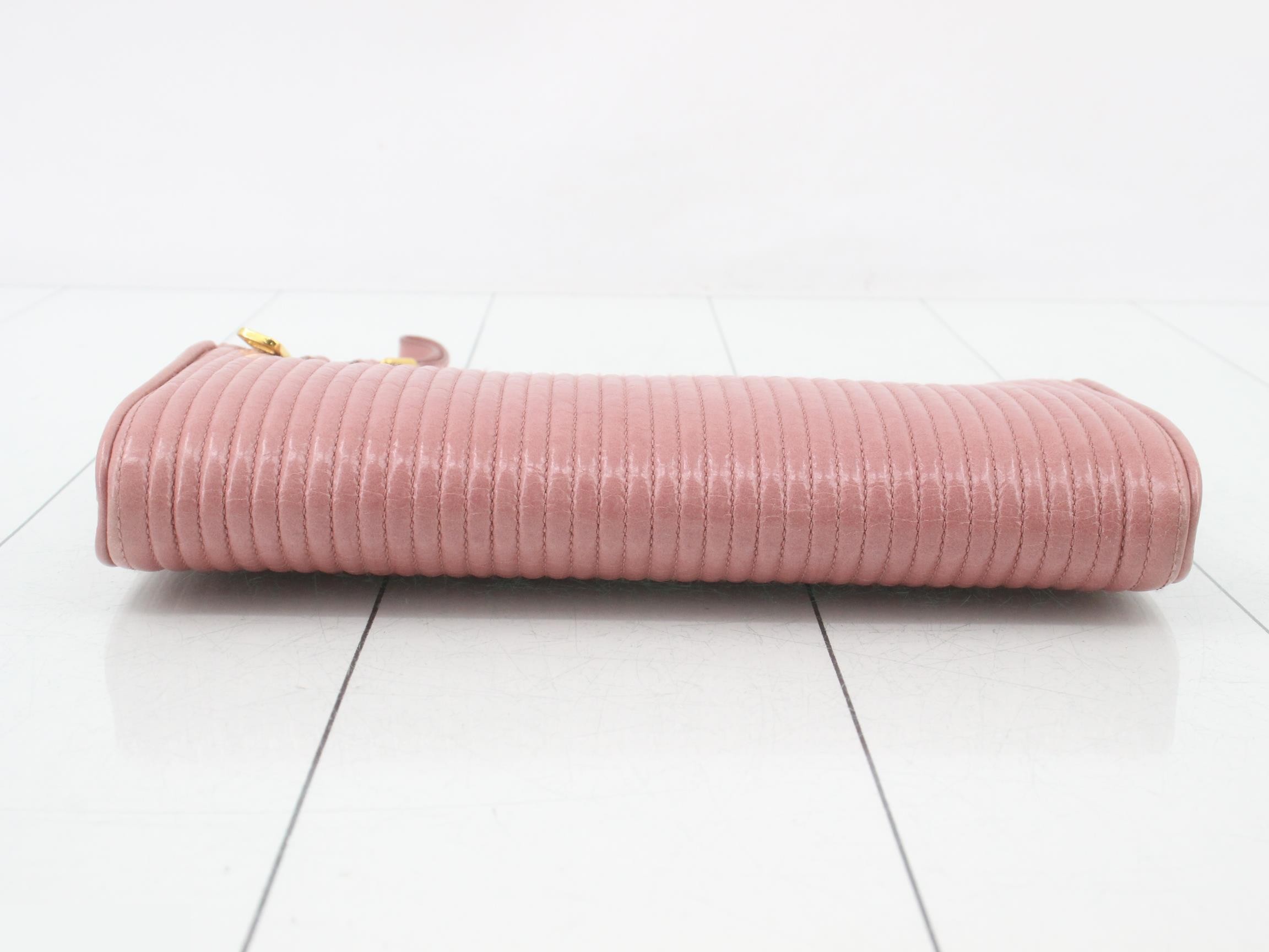 5N1455 Vitello Shine Clutch Bag, Leather, Pink — view 3
