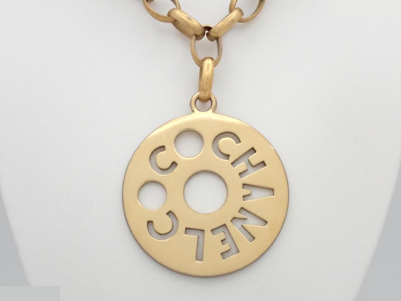 Vintage Classic Necklace - CHANEL COCO Circle