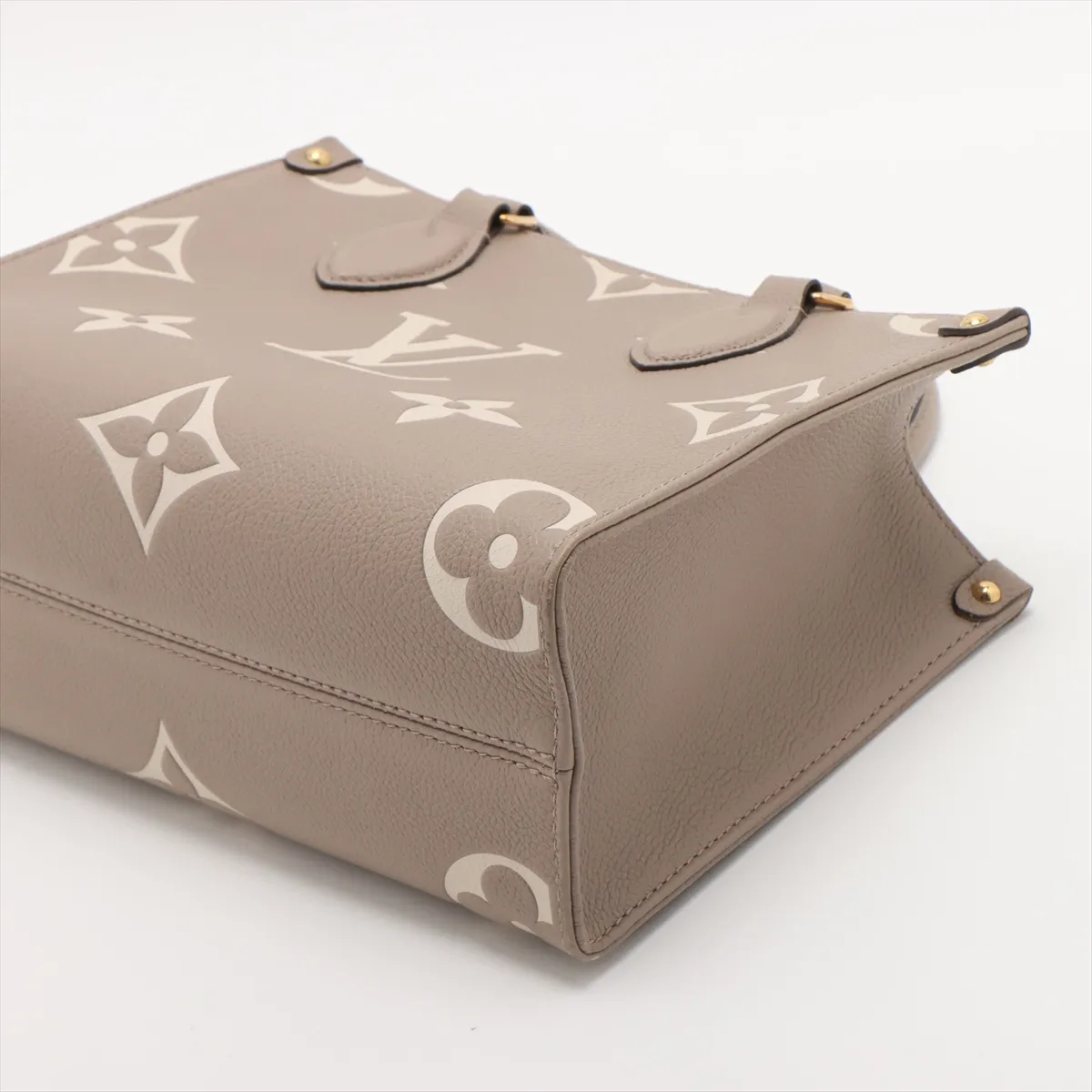 Bicolor Monogram Empreinte OnTheGo PM M45779 Beige (RFID detected) — view 3