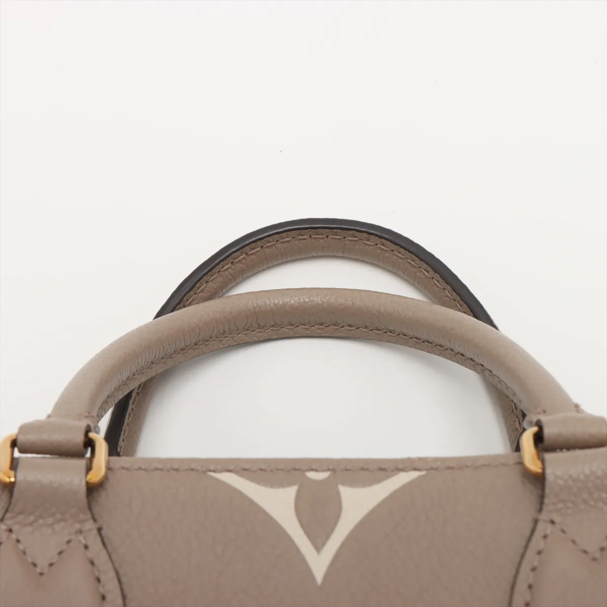 Bicolor Monogram Empreinte OnTheGo PM M45779 Beige (RFID detected) — view 6