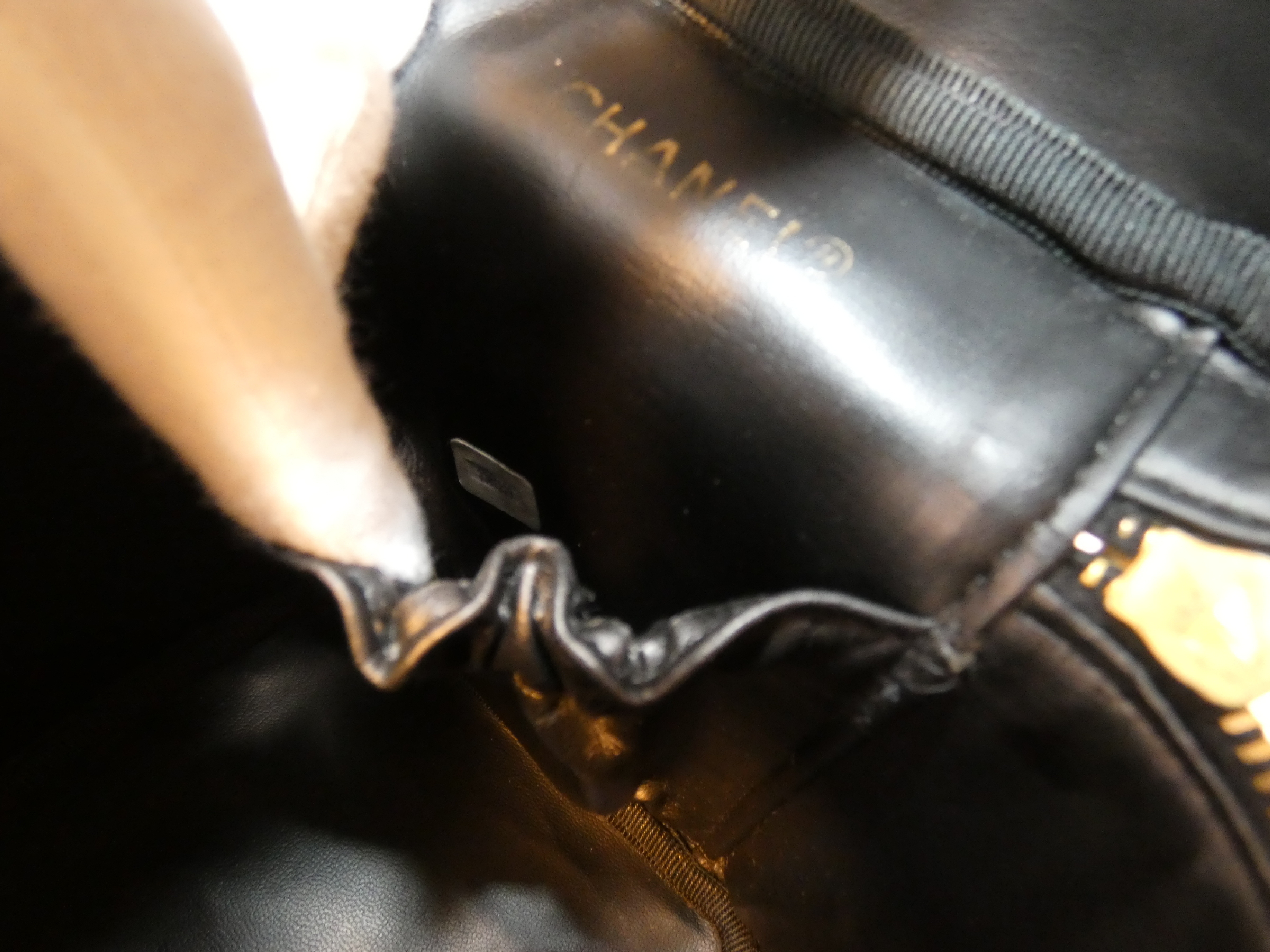 Bicolore Lambskin Black Vanity Bag — view 10