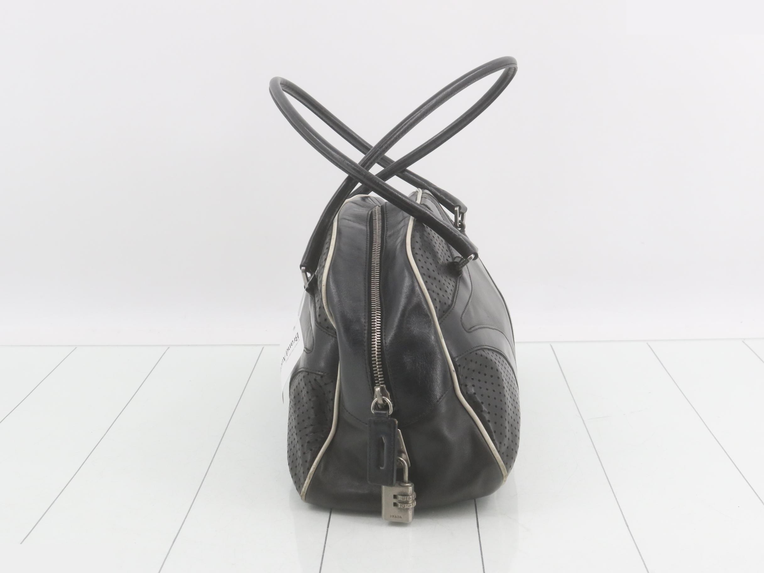handbag — view 4