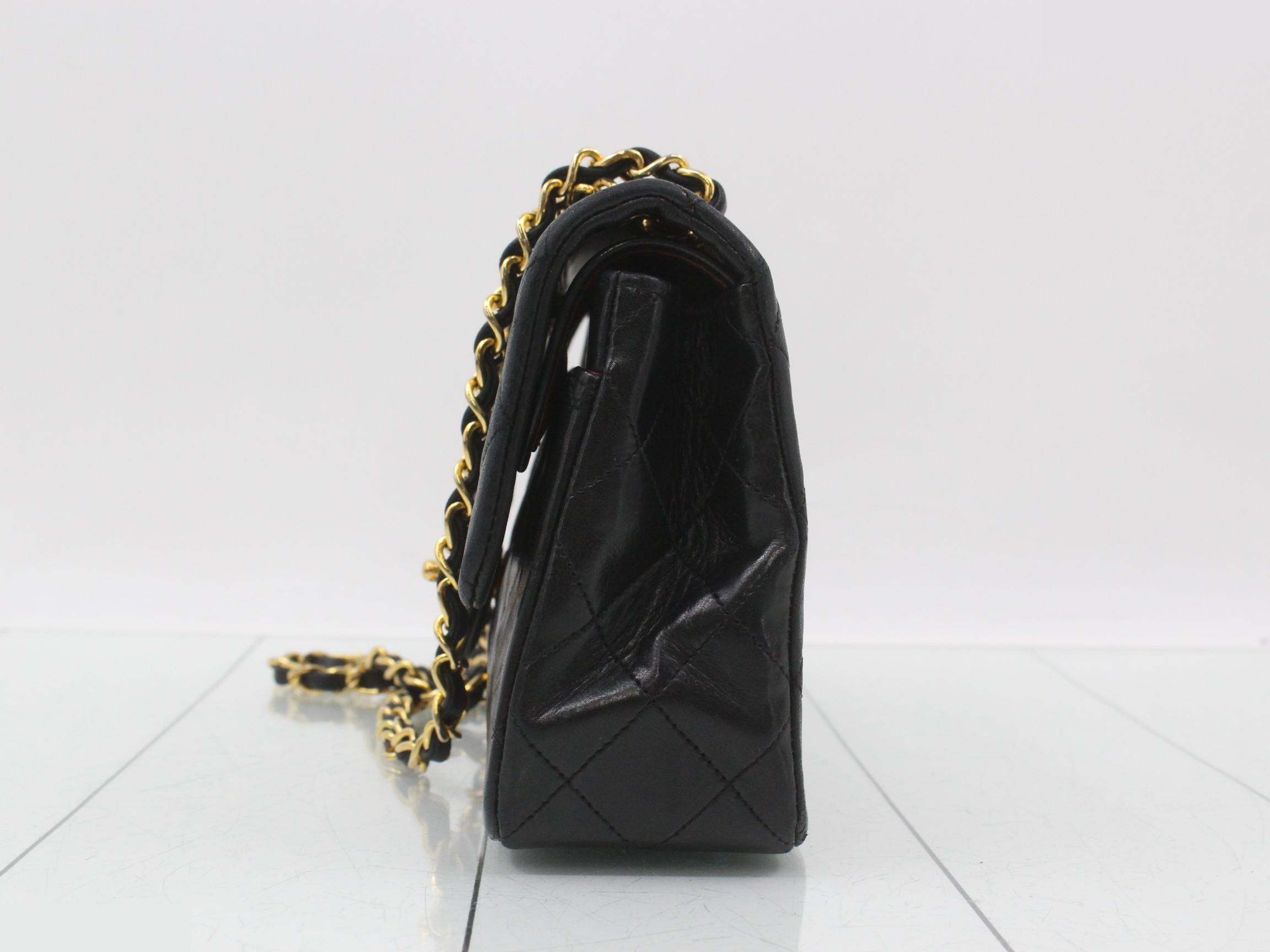 Matelassé 23 Double Chain Double Flap Shoulder Bag — view 3