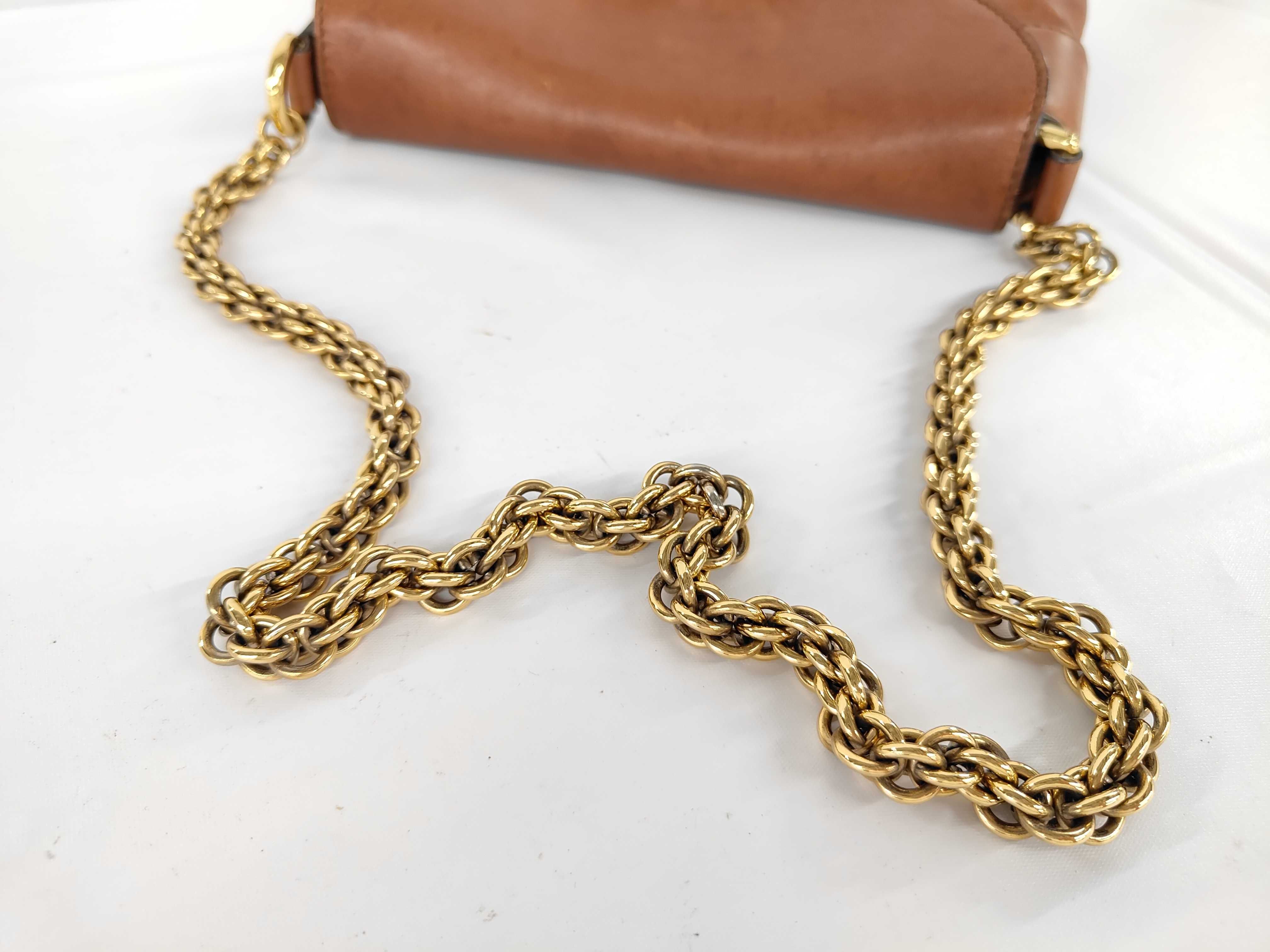 Rivo Horse Head Flap Bag Shoulder Bag — view 3