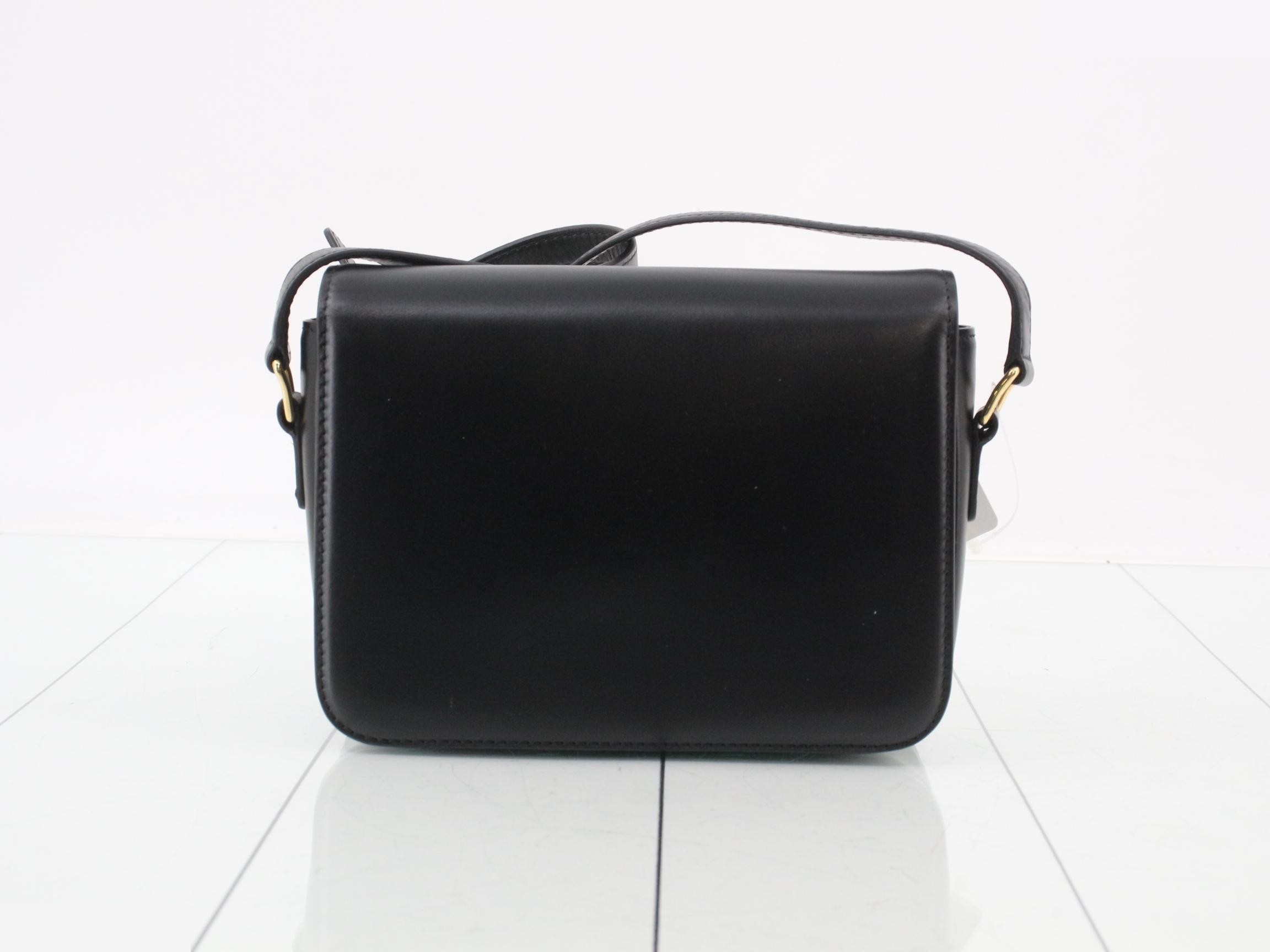 Triomphe Leather Shoulder Bag CONF. 188423BF4.38NO — view 2