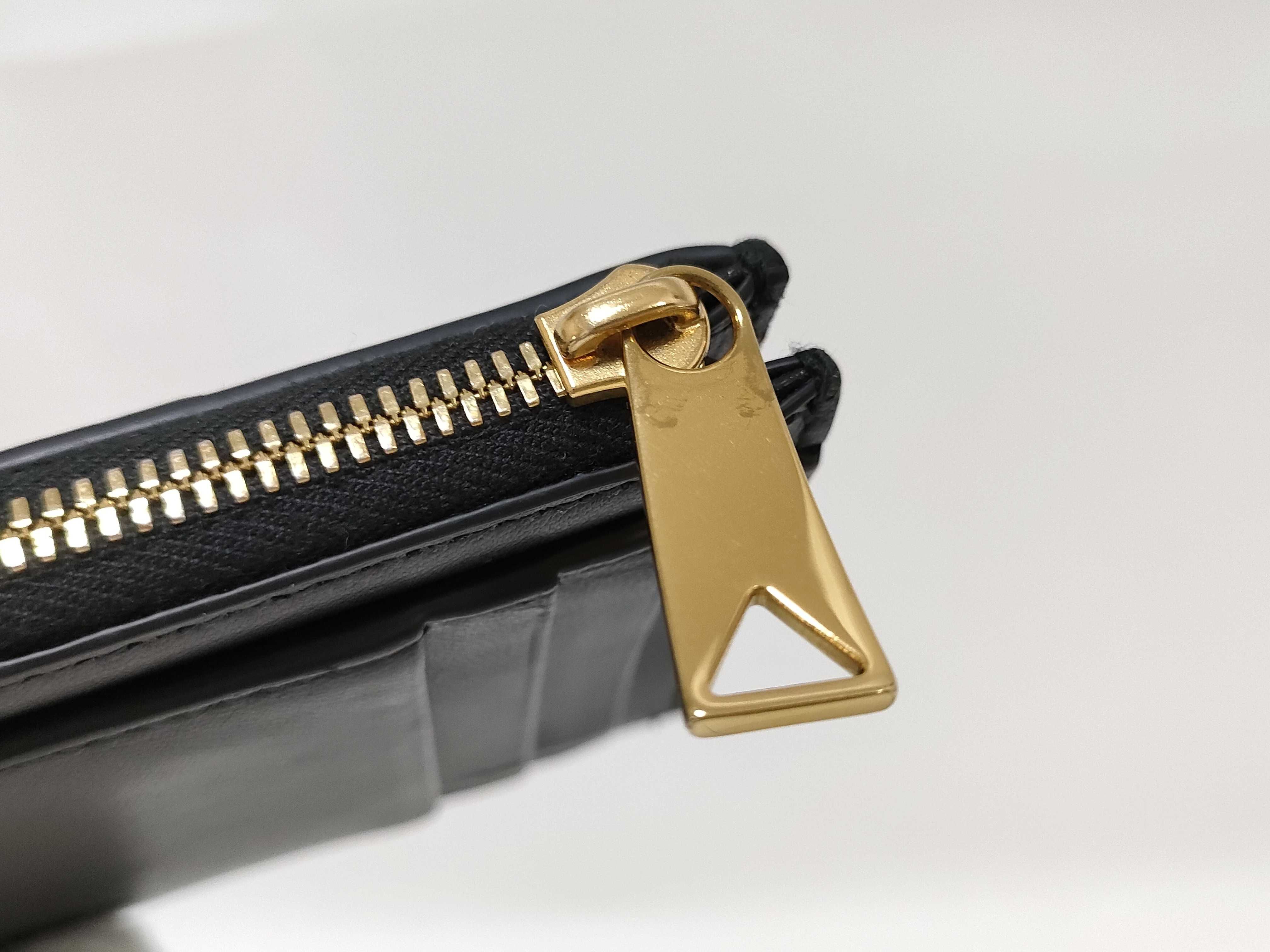 Intrecciato Cassette Fragment Case Coin Purse — view 15