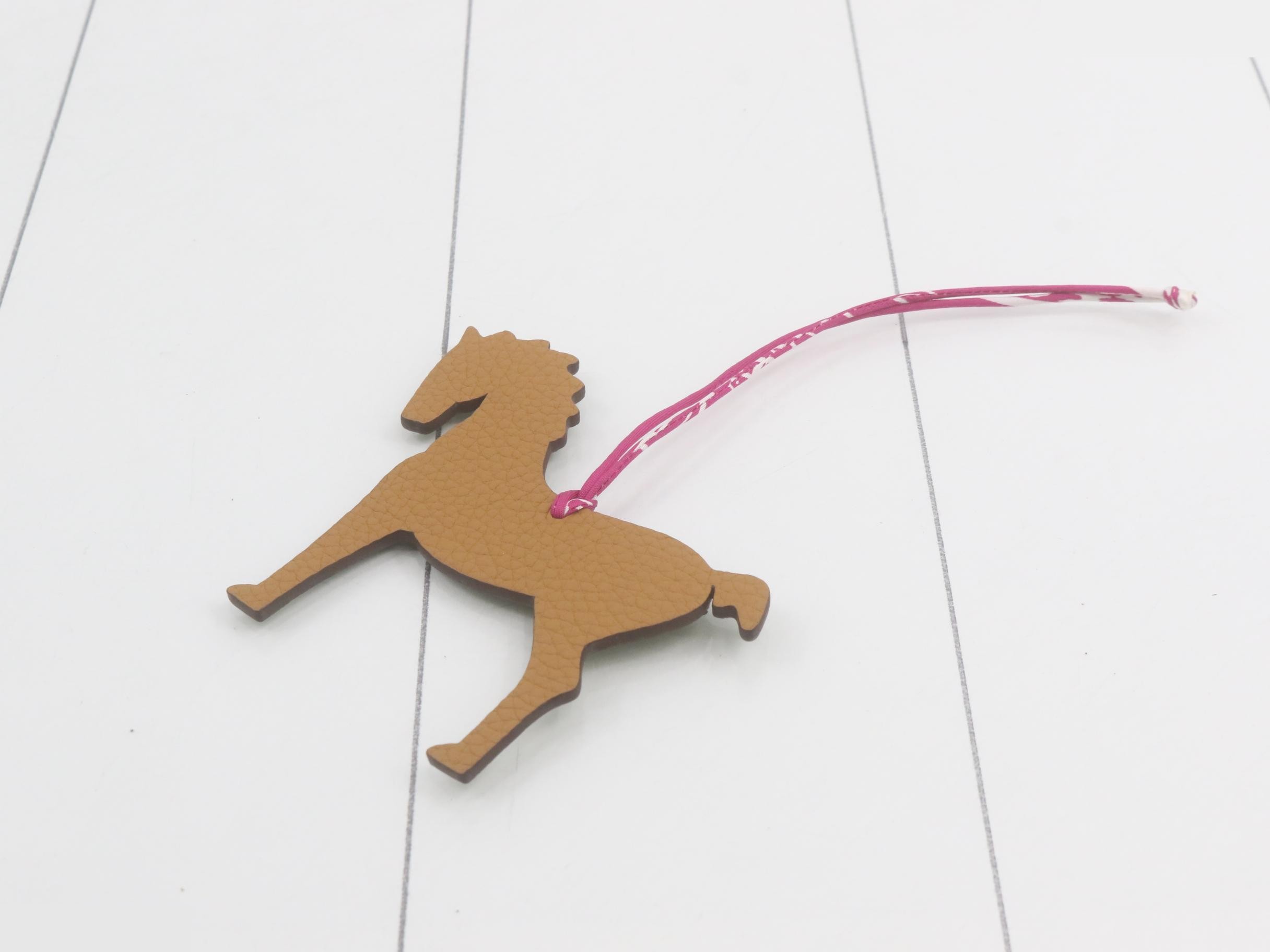 Hermès Petit H Taurillon Clemence Charm Horse