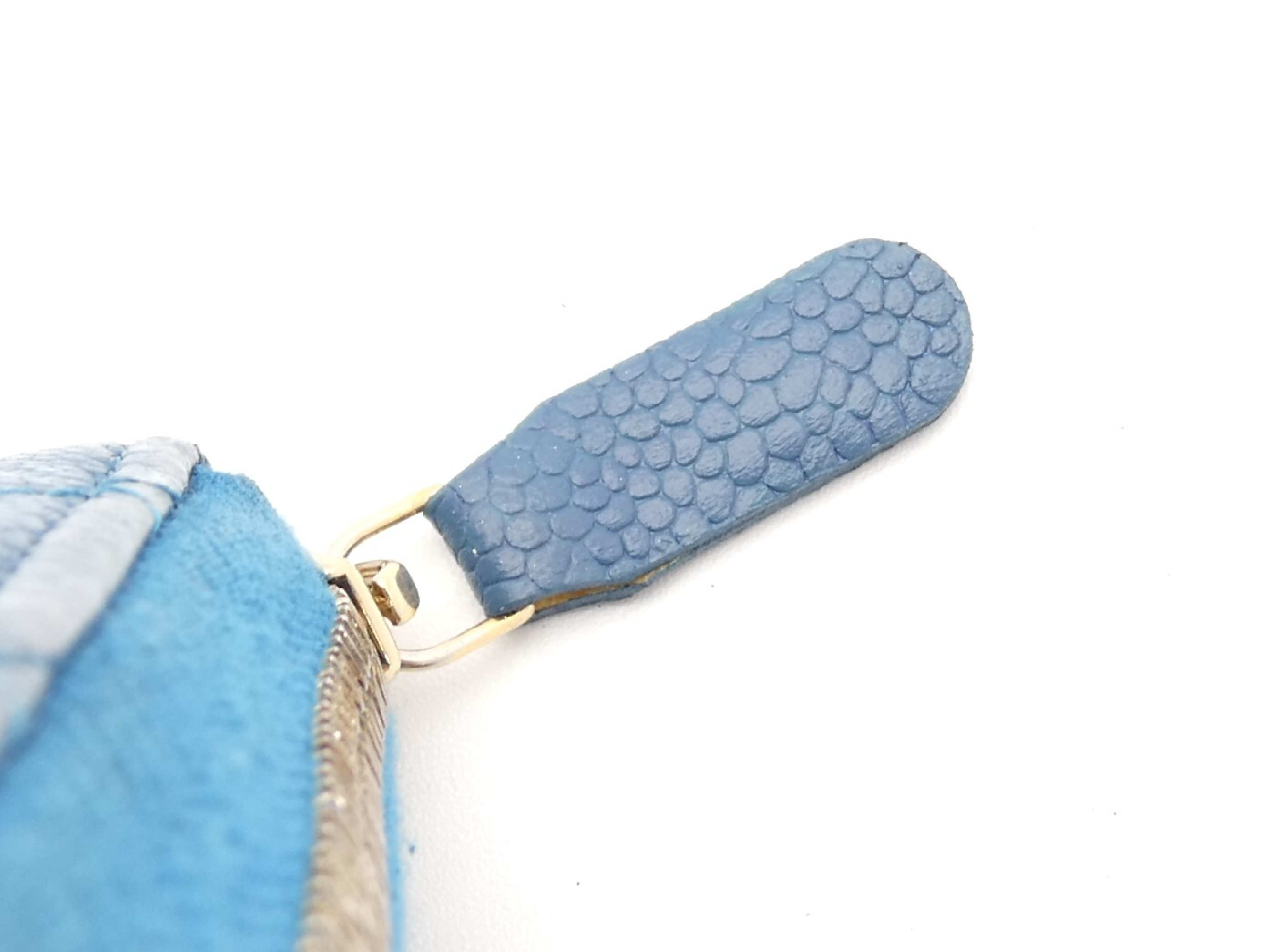 Matelassé Coco Mark Caviar Skin Round Zip Wallet — view 11