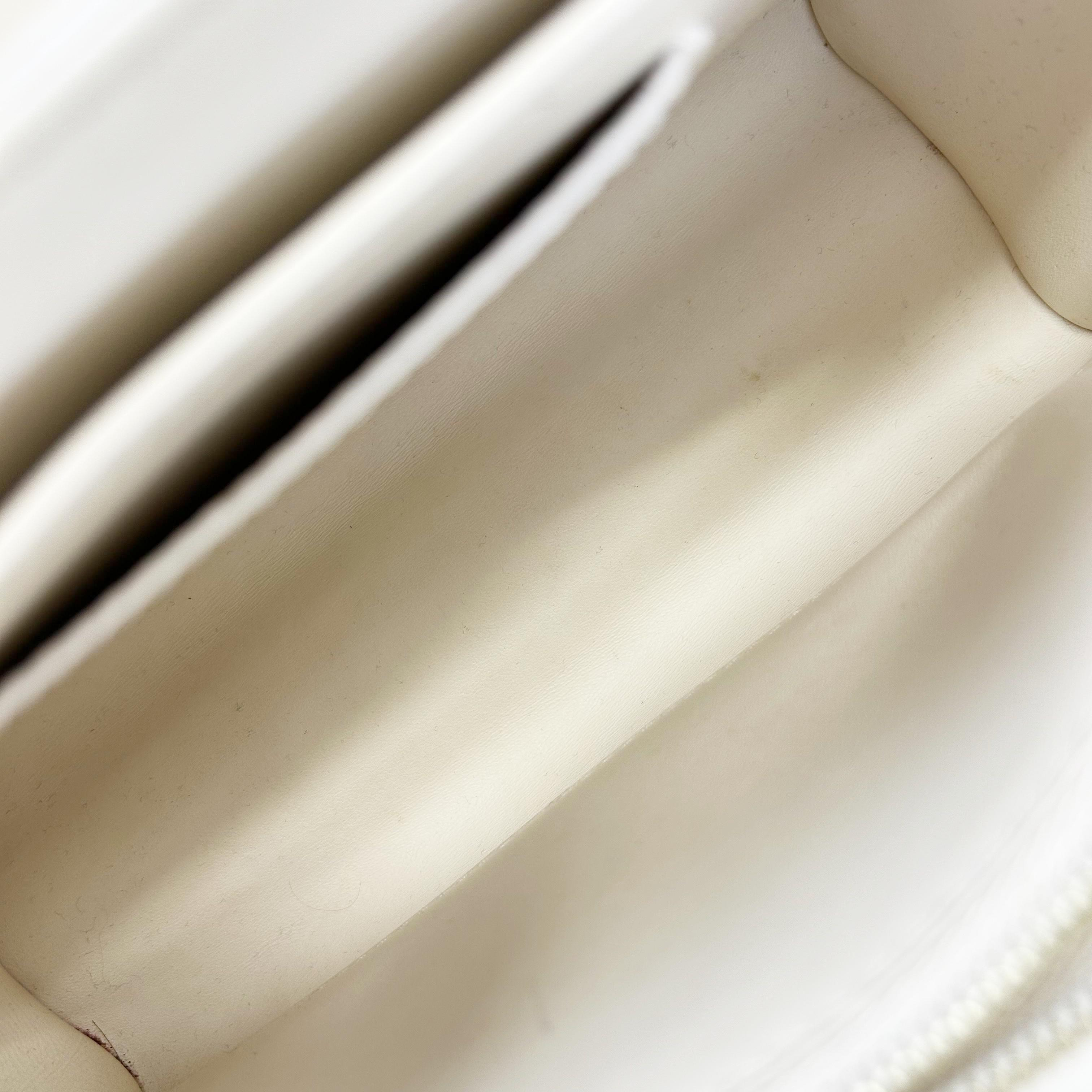 Twist MM Epi Calf Beige ST Mirror Shoulder Bag — view 6