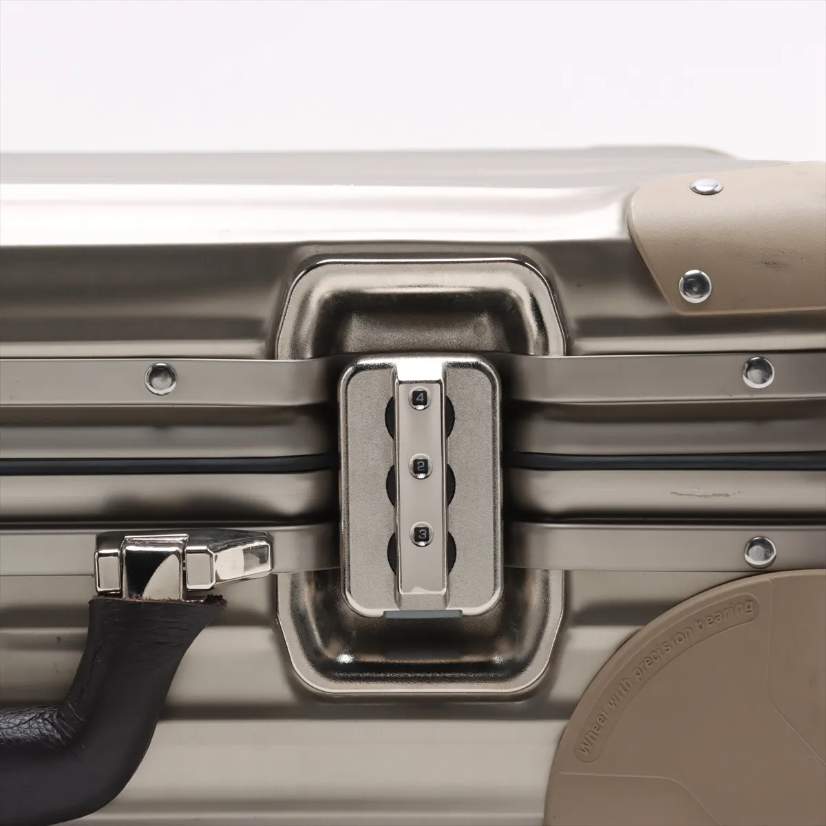 [Individually packaged] Rimowa Topas Titanium Aluminum Carry-on Suitcase, Silver, Combination Lock 821 423 — view 10