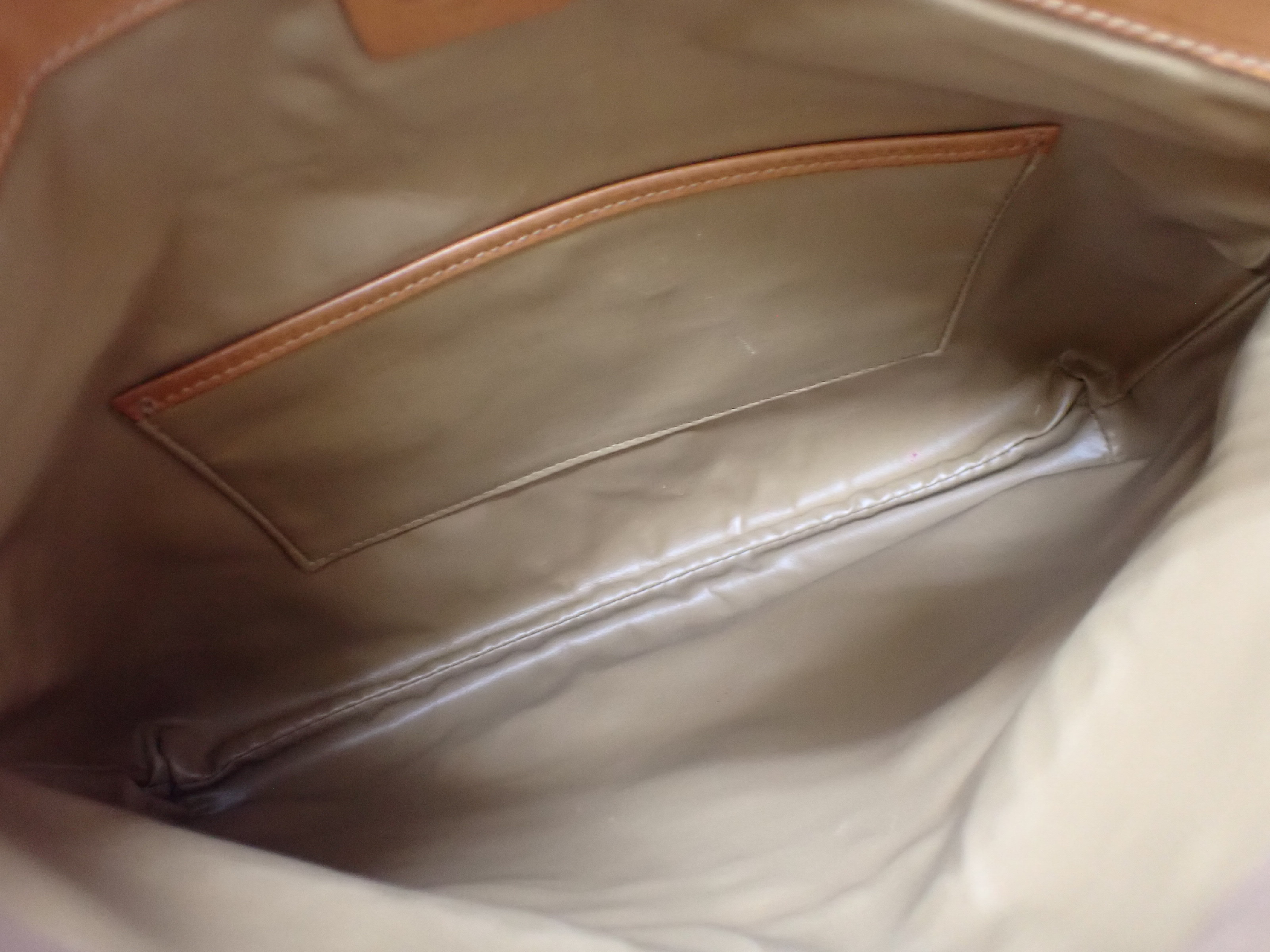 Macadam Triomphe Logo Clutch Bag Flap Clutch Bag — view 13