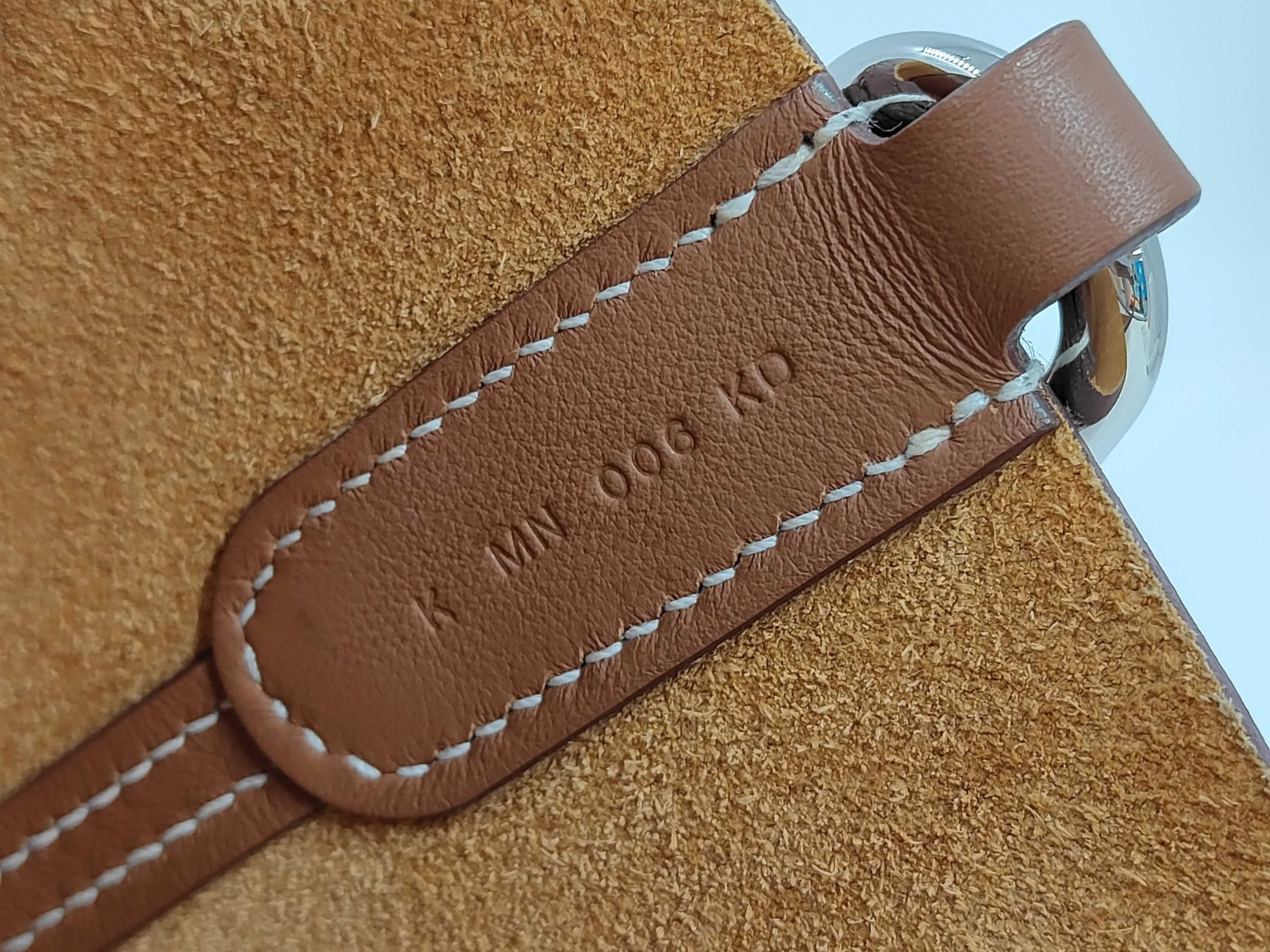In the Loop handbag, gold with silver hardware, K stamp. — view 9