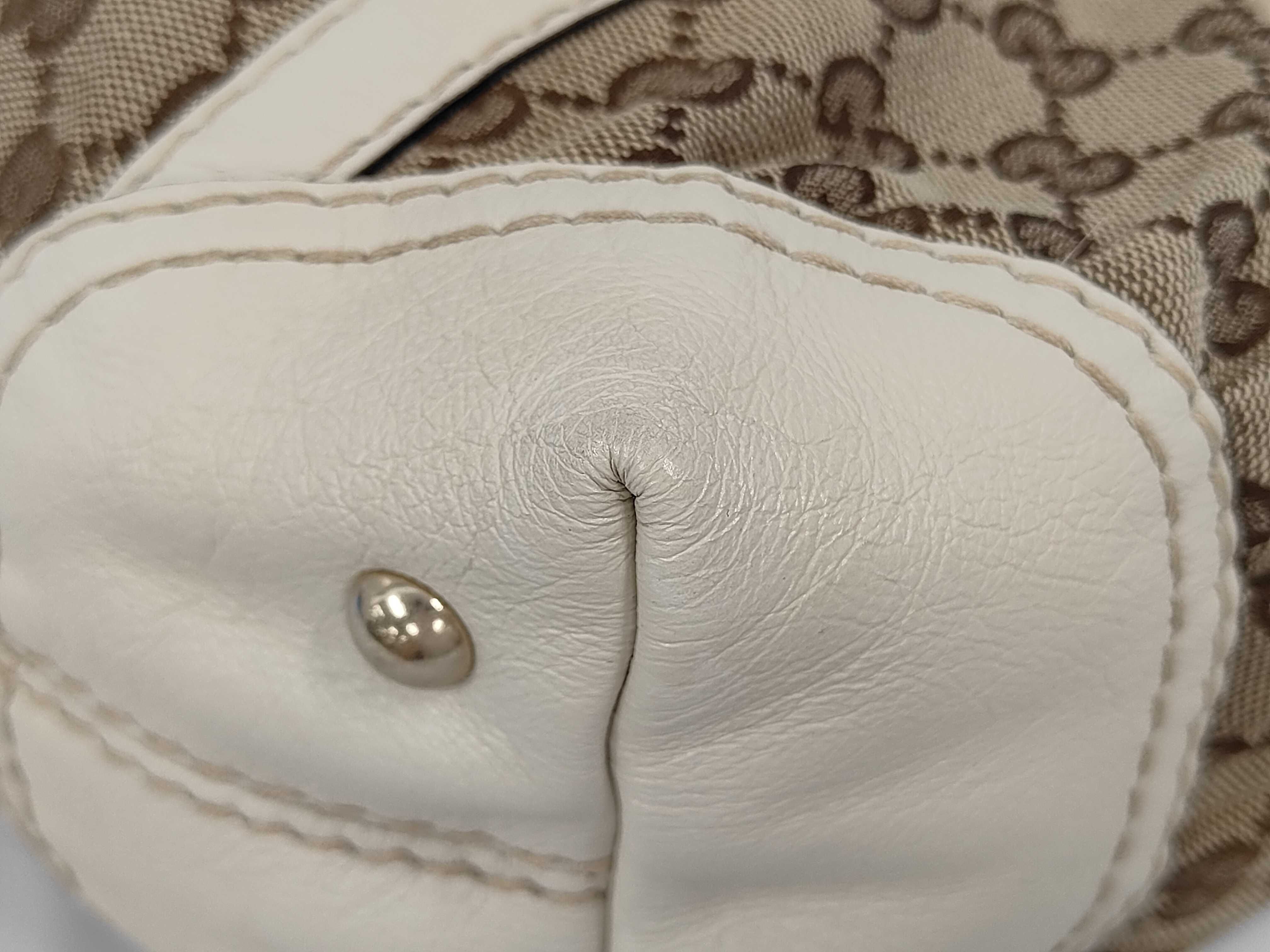 handbag — view 4