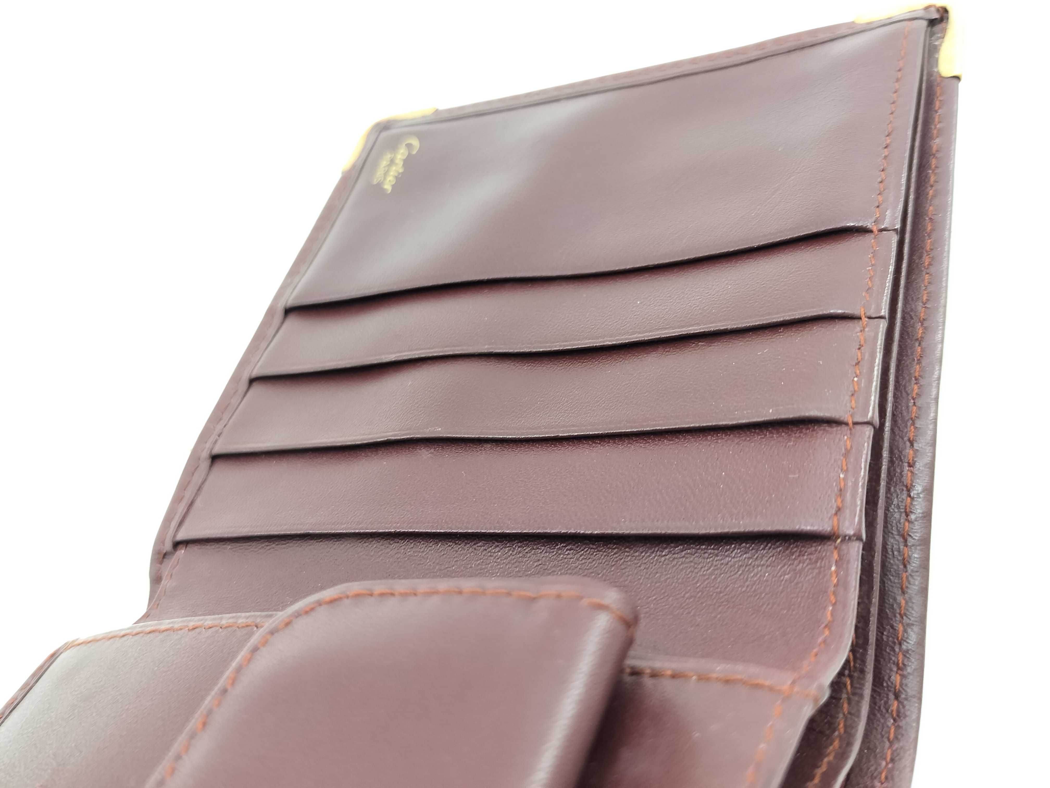 Must Line / Folding Wallet / Leather Wallet — view 10
