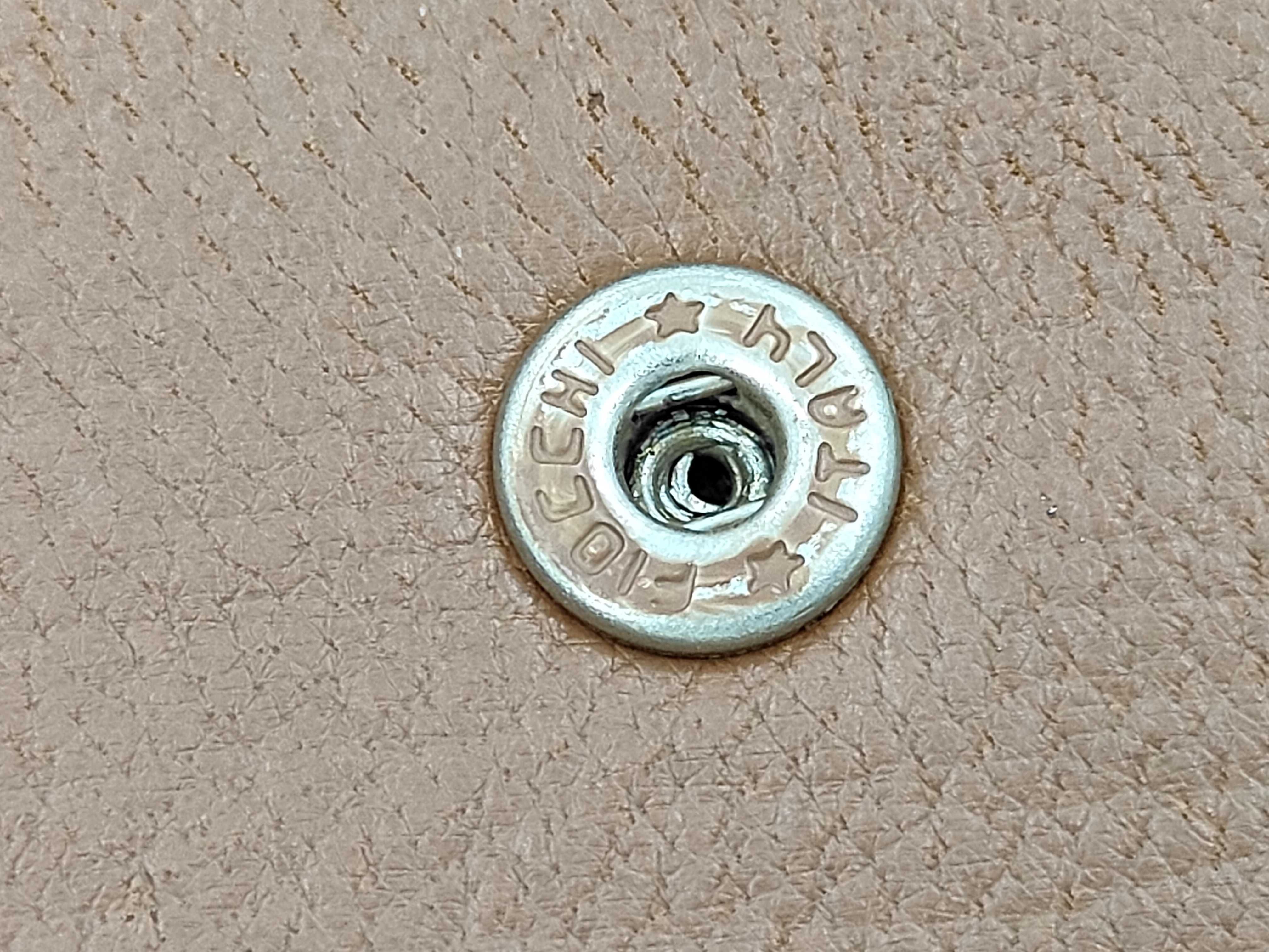 coin case — view 11