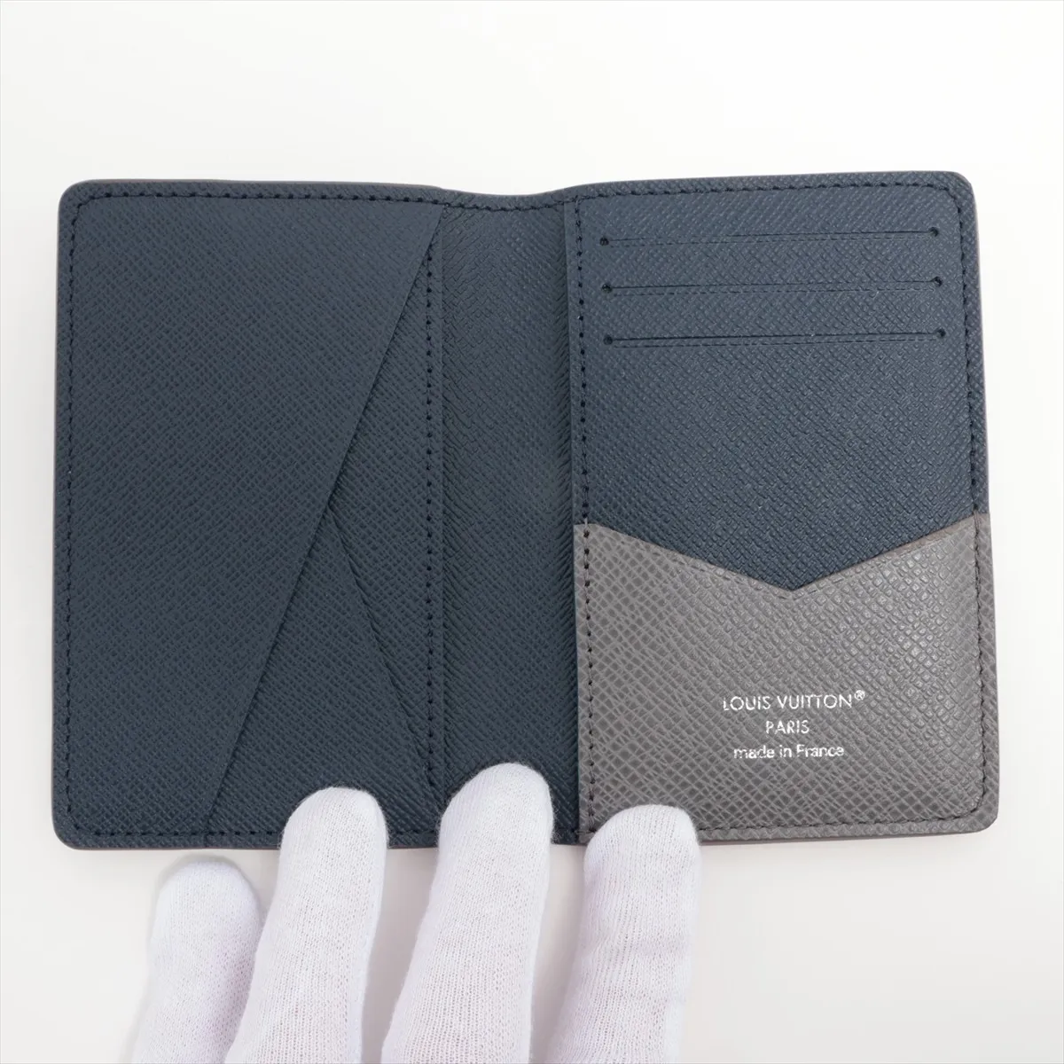 Taiga Pocket Organizer - Silver x Navy Card Case M25878 RFID Reactive — view 3