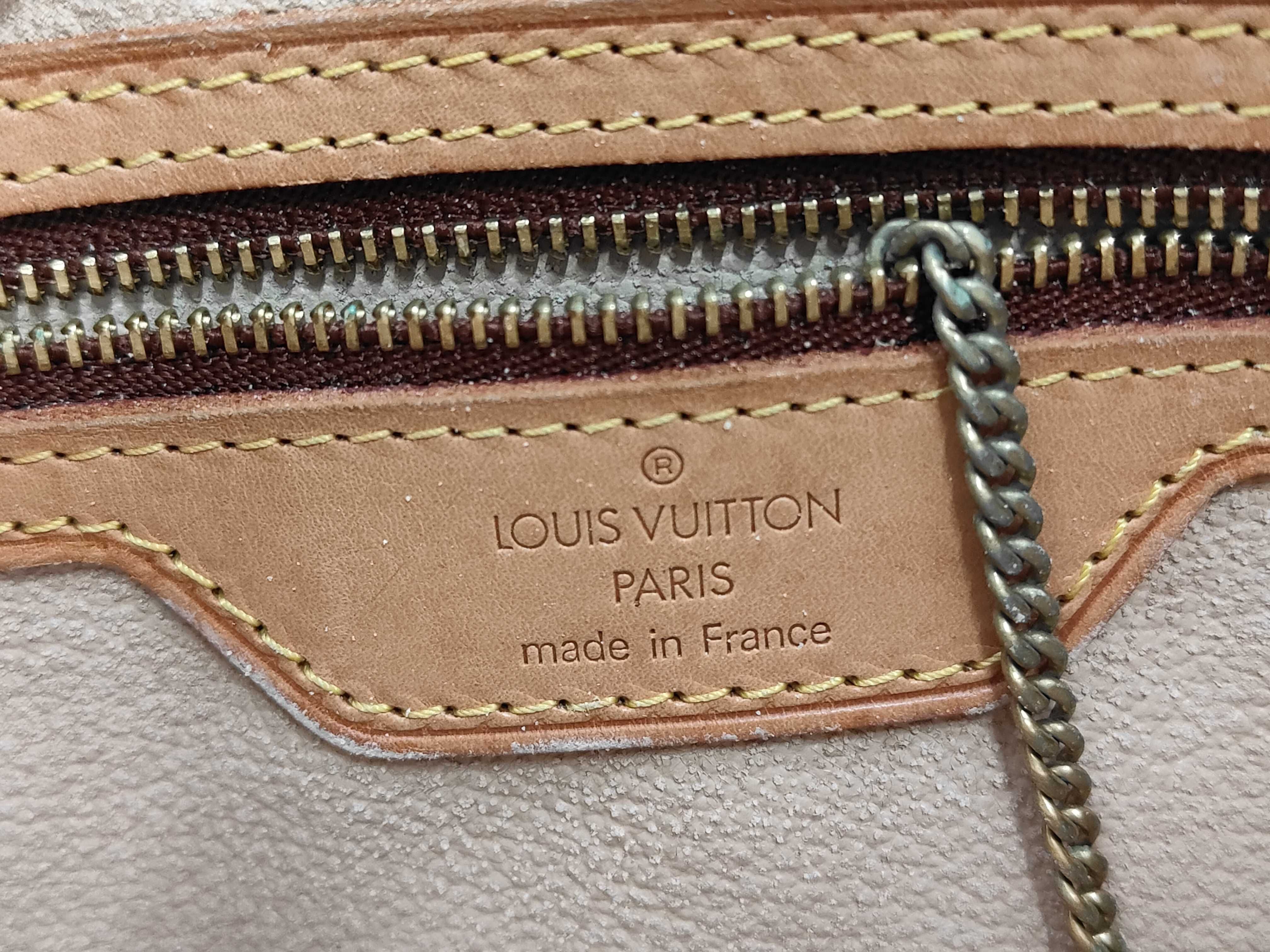 Monogram M42238 Petite Bucket Tote Bag with Pouch — view 9